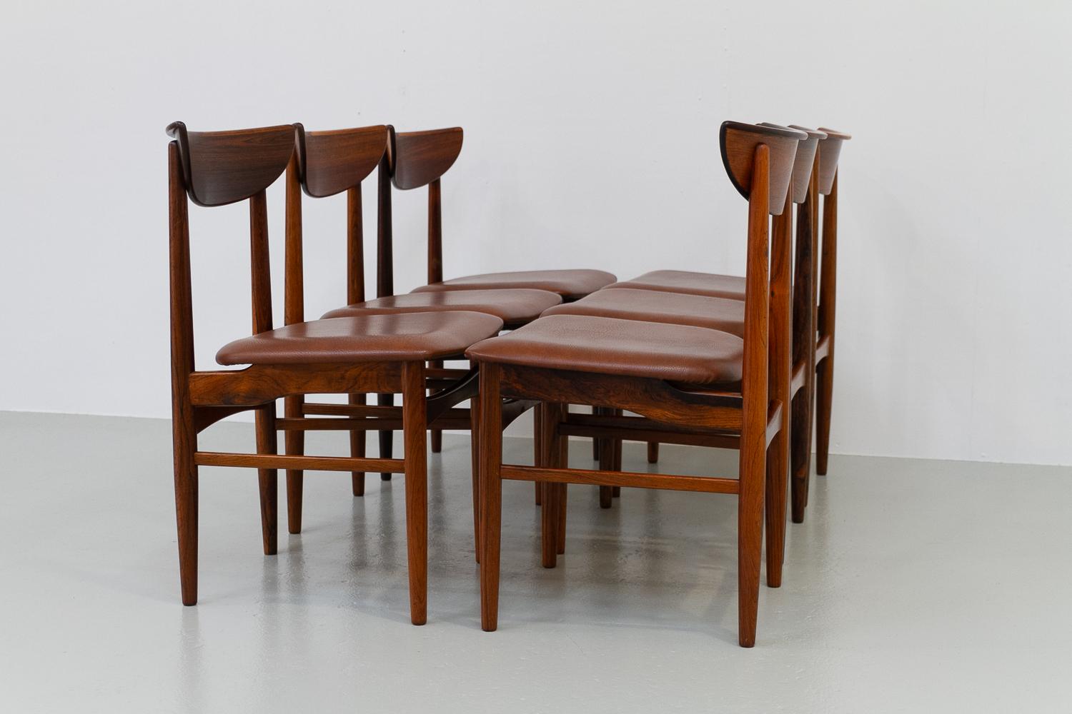 Chaises de salle à manger vintage en palissandre danois par E.W. Bach pour Skovby, années 1960. Ensemble de 6. en vente 5