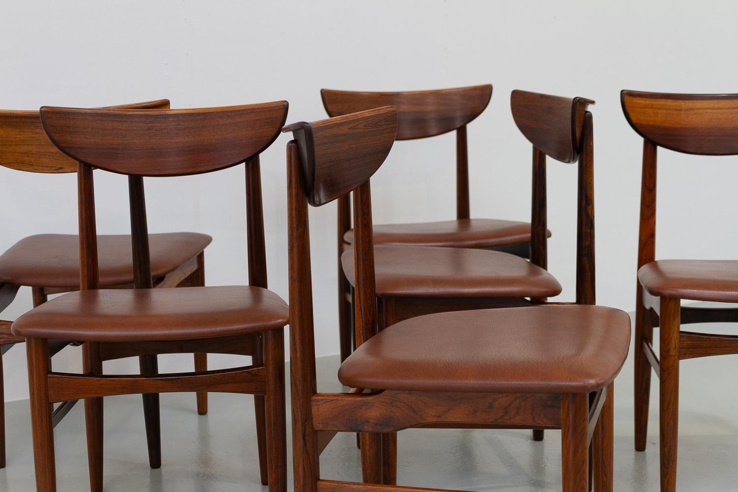Chaises de salle à manger vintage en palissandre danois par E.W. Bach pour Skovby, années 1960. Ensemble de 6. en vente 11
