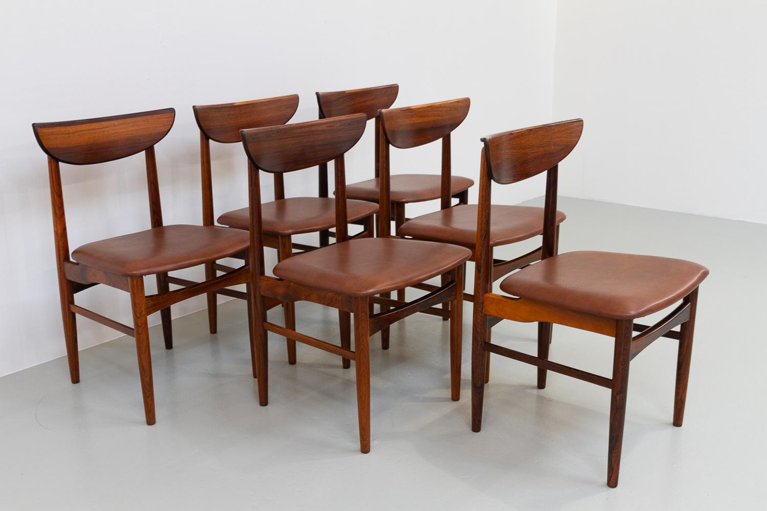 Vintage Danish Rosewood Dining Chairs by E.W. Bach for Skovby, 1960s. Set of 6. In Good Condition For Sale In Asaa, DK