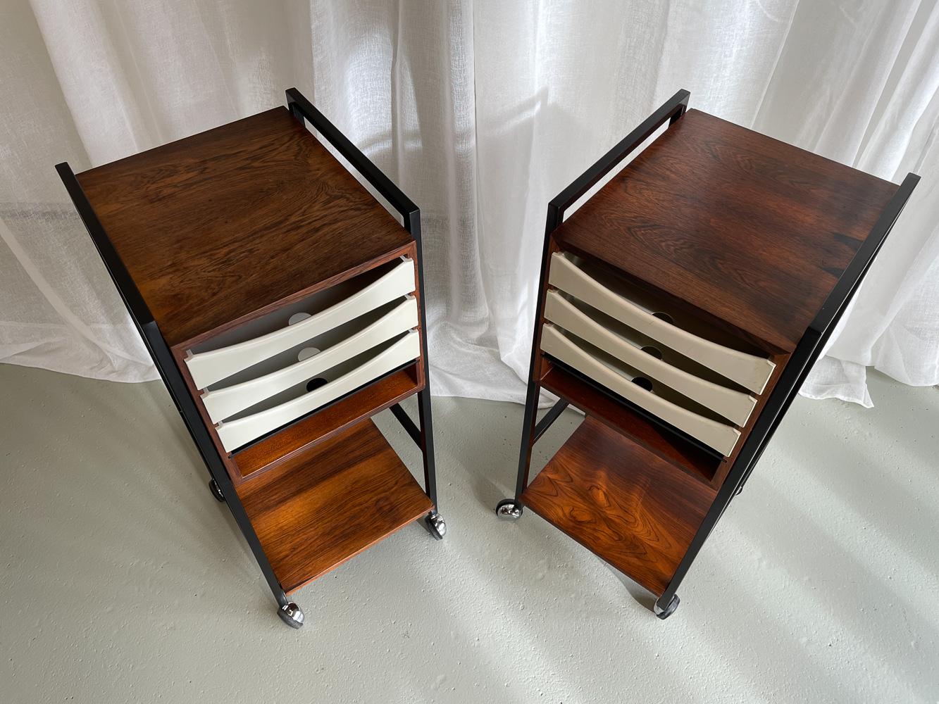 Vintage Danish Rosewood Drawer Units by Stil i Stål Denmark, 1960s. Set of 2. In Good Condition For Sale In Asaa, DK