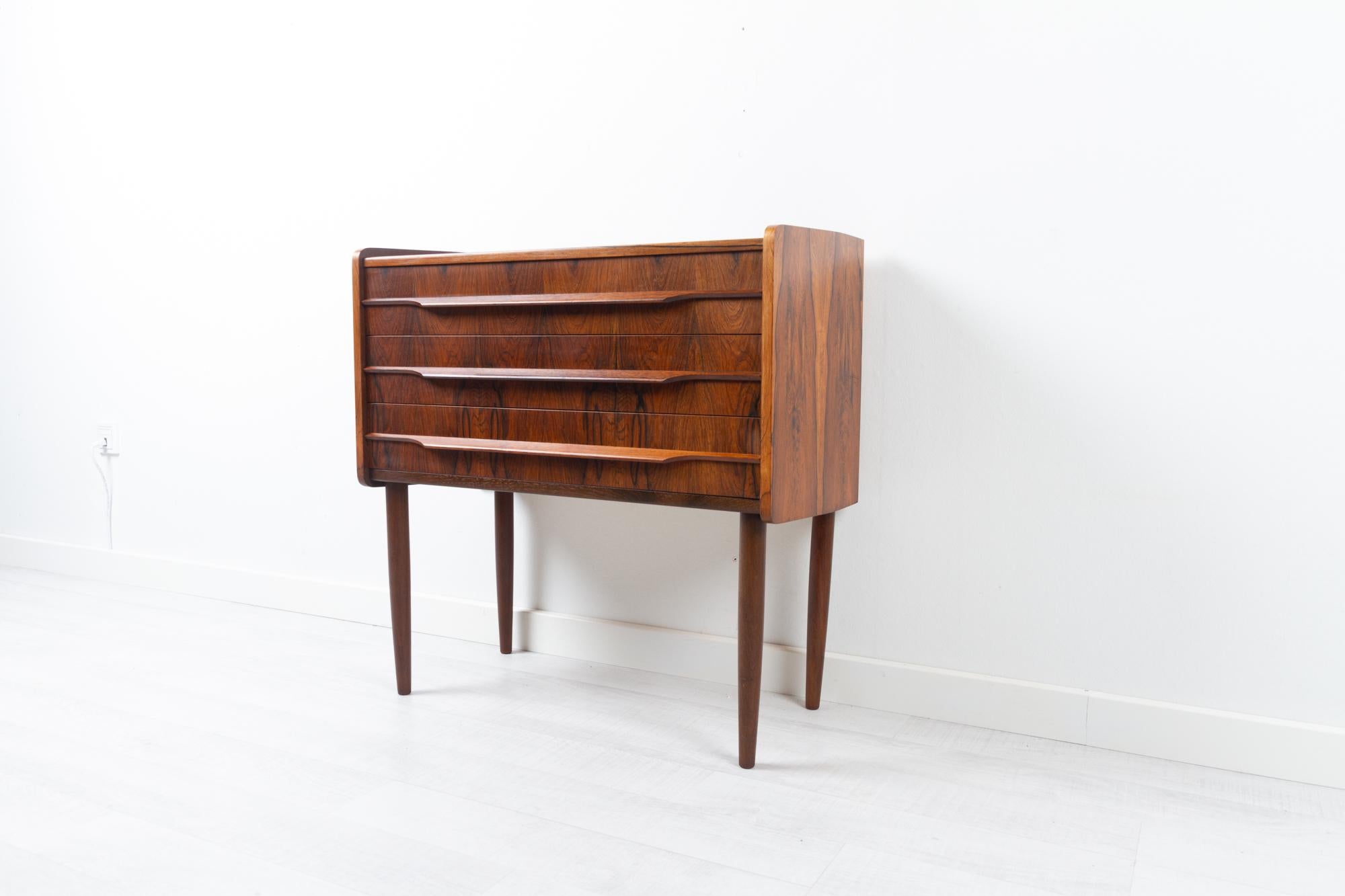 Vintage Danish Rosewood Dresser, 1960s In Good Condition In Asaa, DK