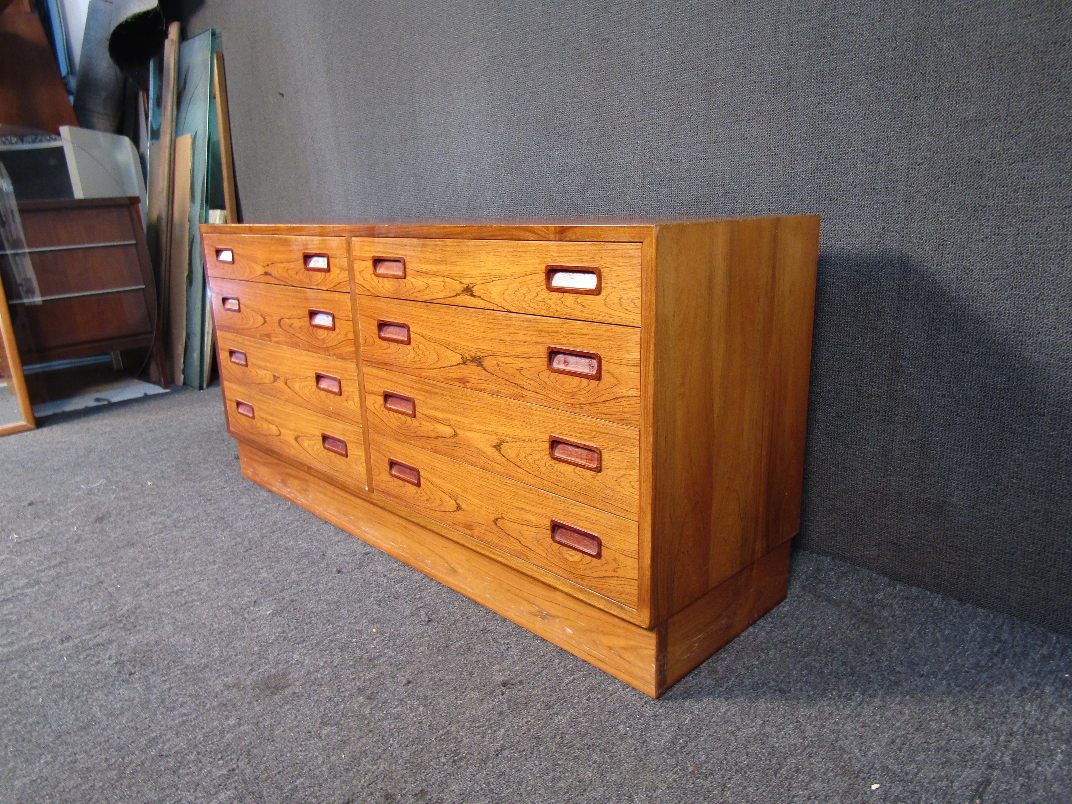 antique rosewood dresser