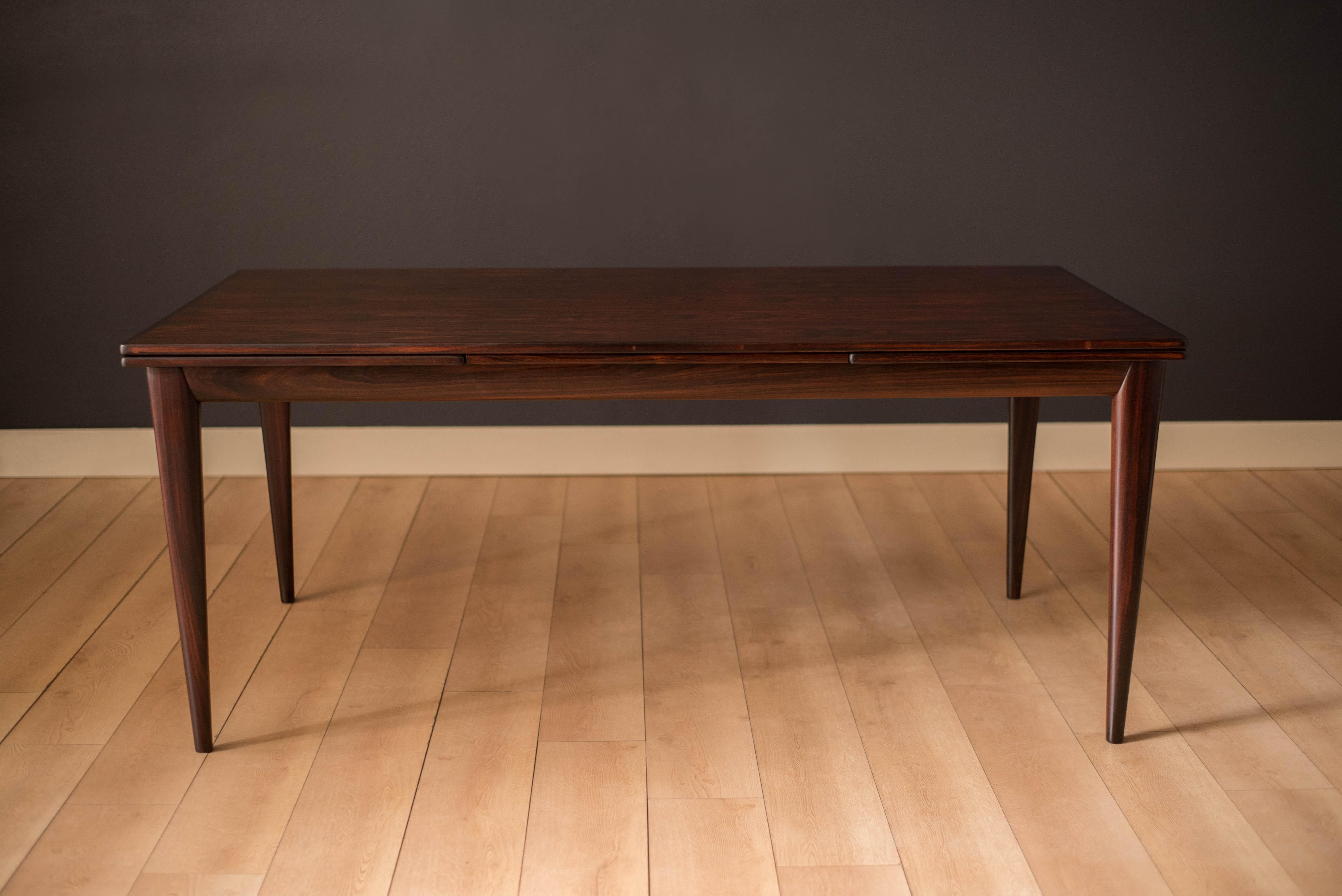 Mid-20th Century Vintage Danish Rosewood Extending Dining Table by Niels O. Moller Model 254