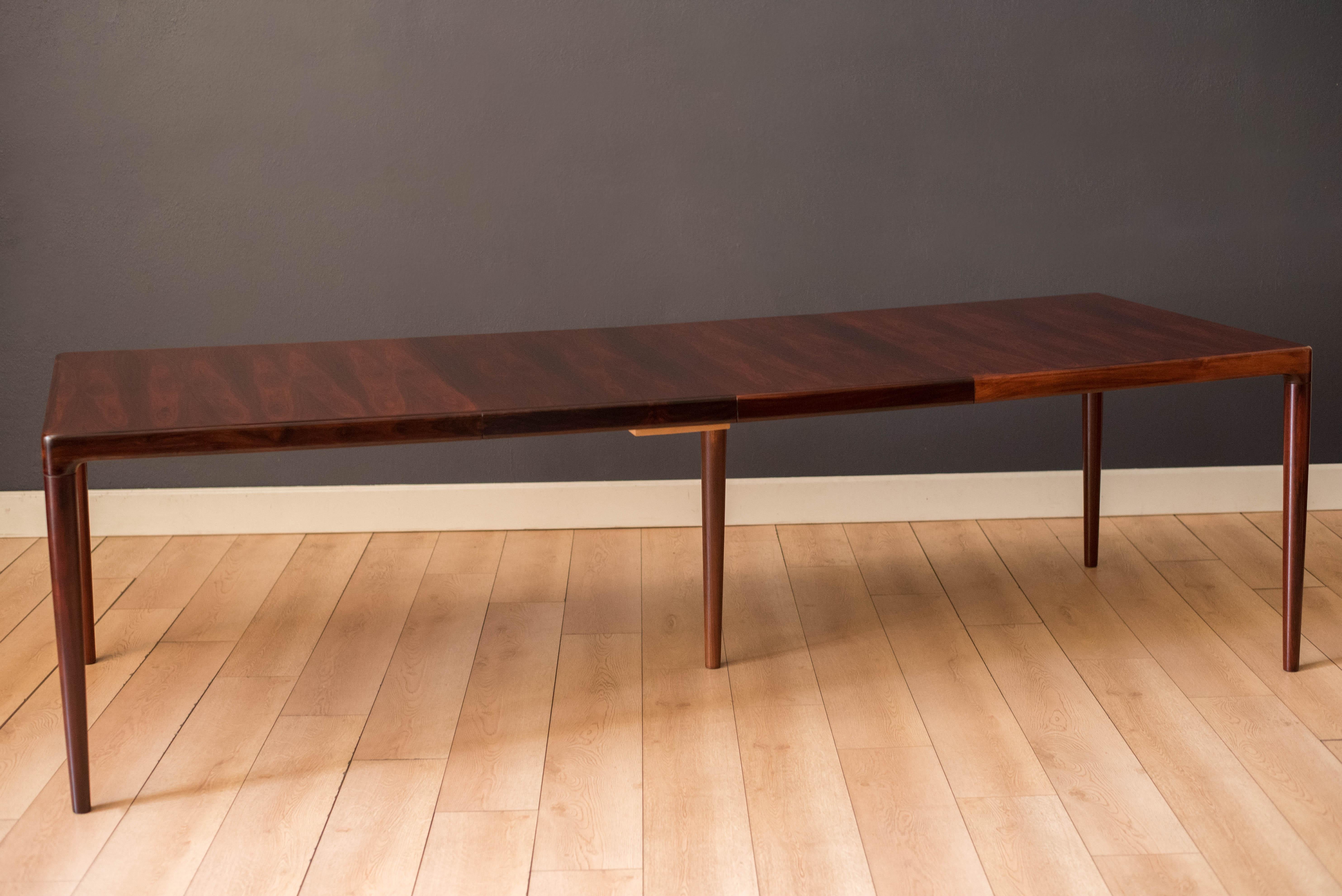 Scandinavian Modern Vintage Danish Rosewood Extension Dining Table For Sale