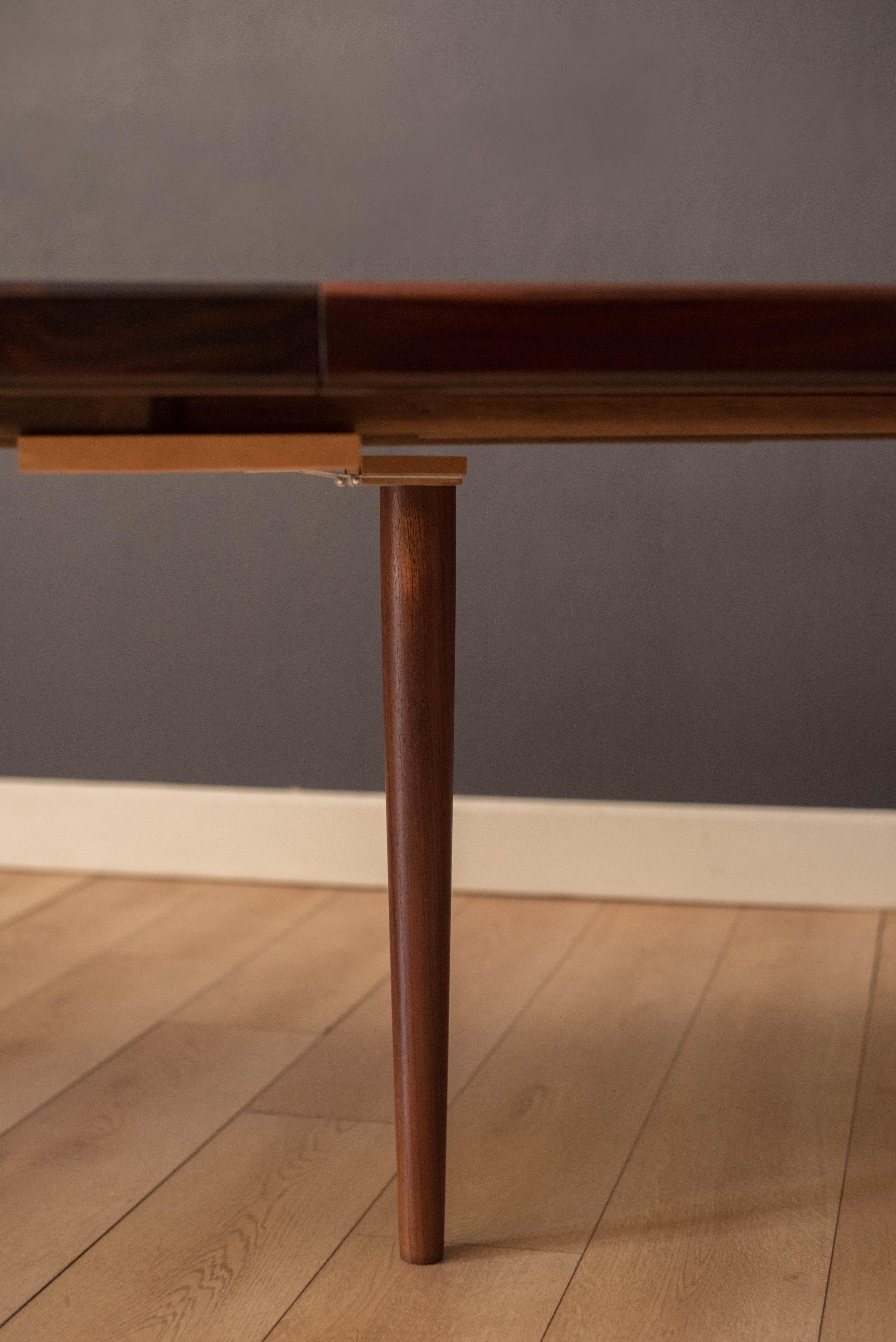 Vintage Danish Rosewood Extension Dining Table For Sale 1