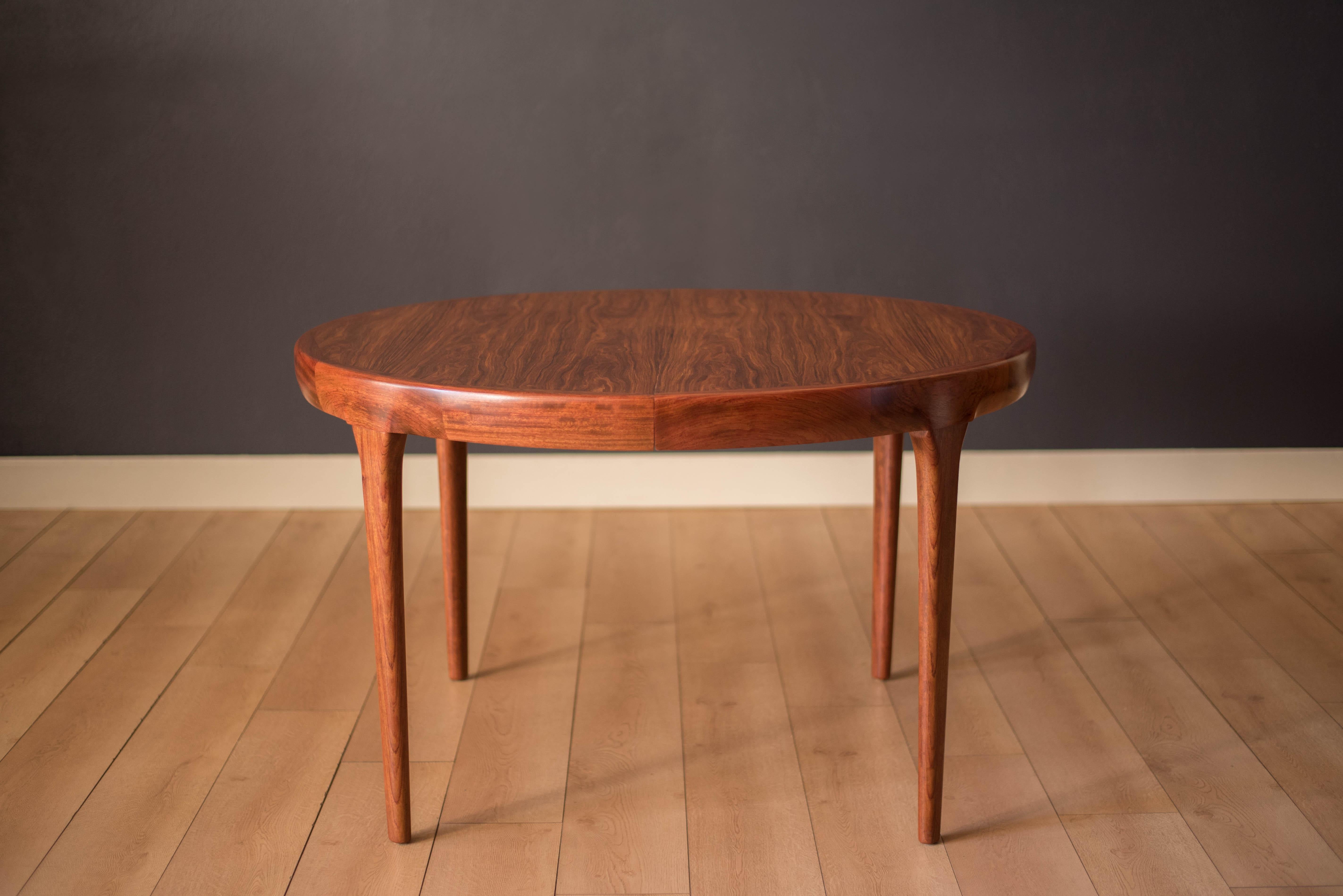 Vintage Danish Rosewood Round Expandable Dining Table by Ib Kofod-Larsen 5