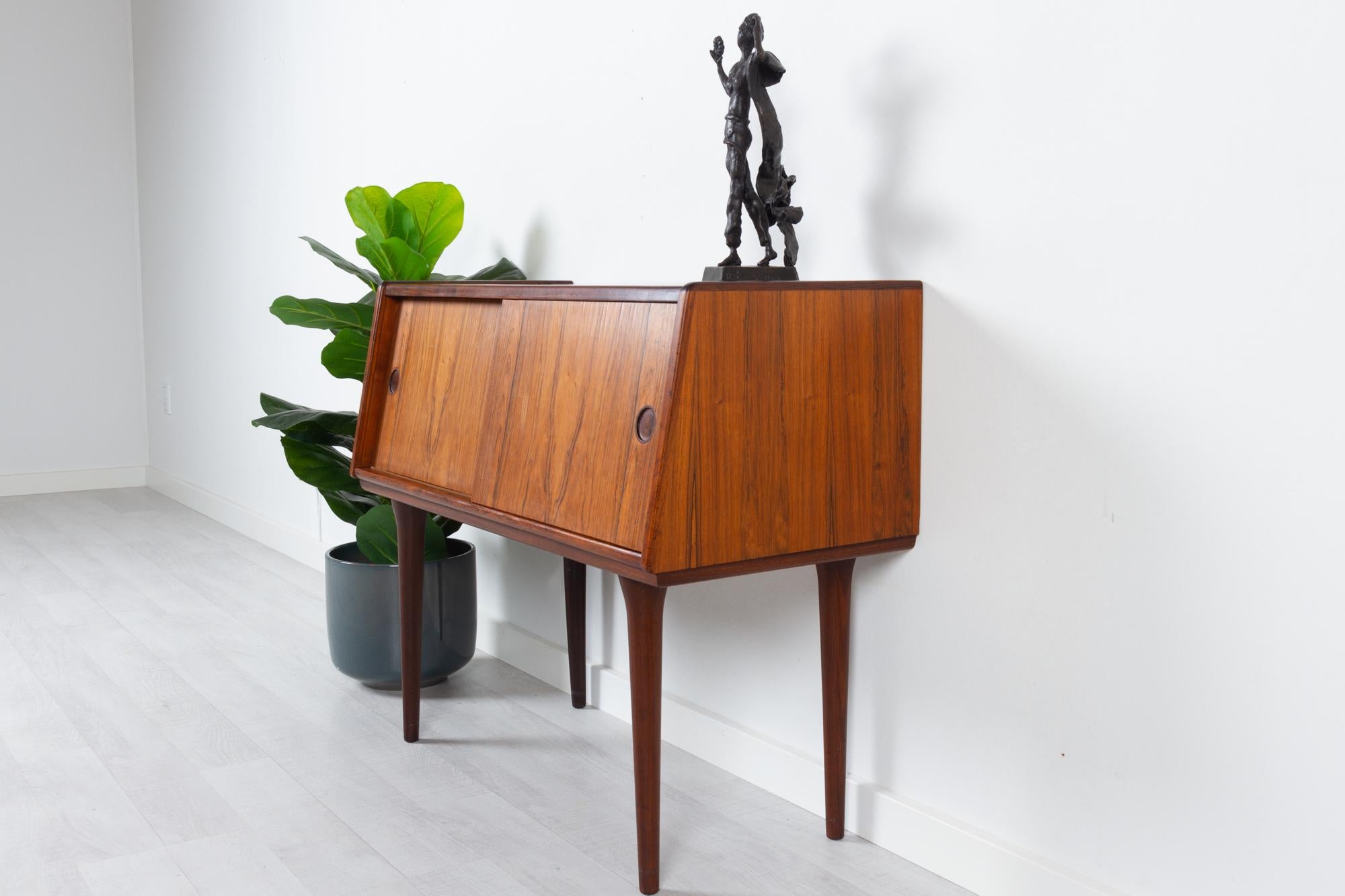 Vintage Danish Rosewood Sideboard, 1960s 12