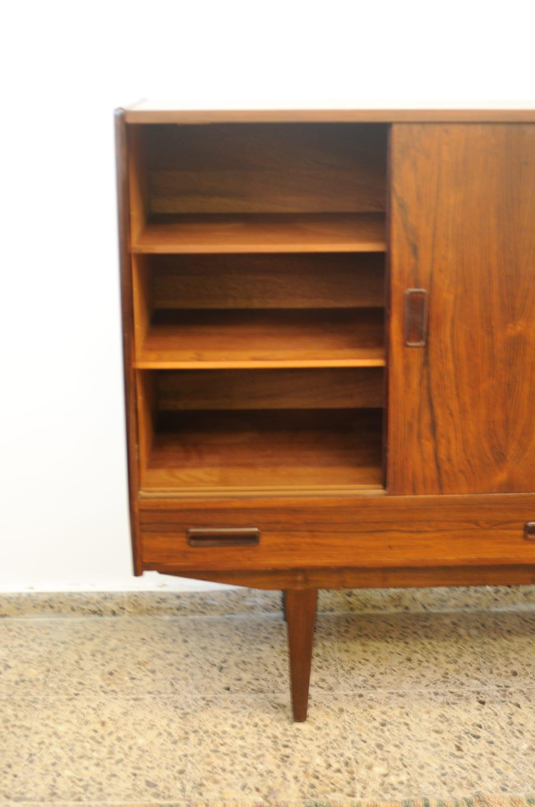 Vintage Danish Rosewood Sideboard by Borge Seindal In Good Condition For Sale In PEGO, ES