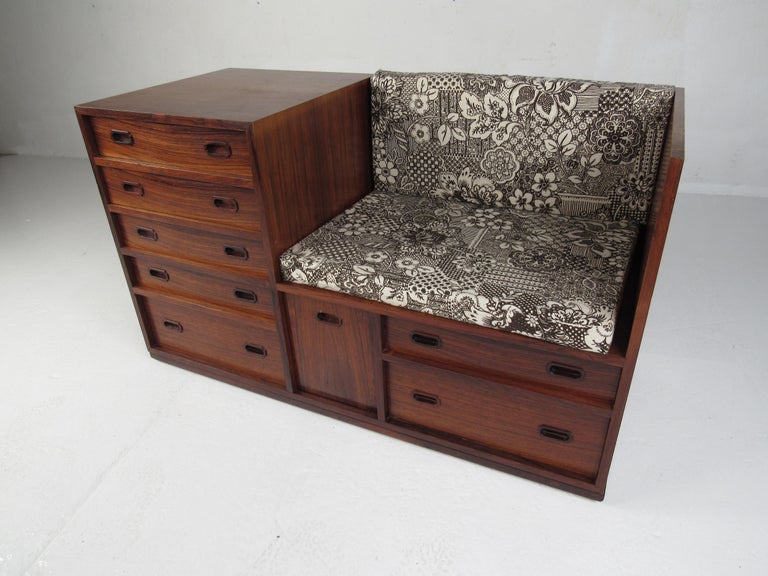 Telephone seat with storage outlet