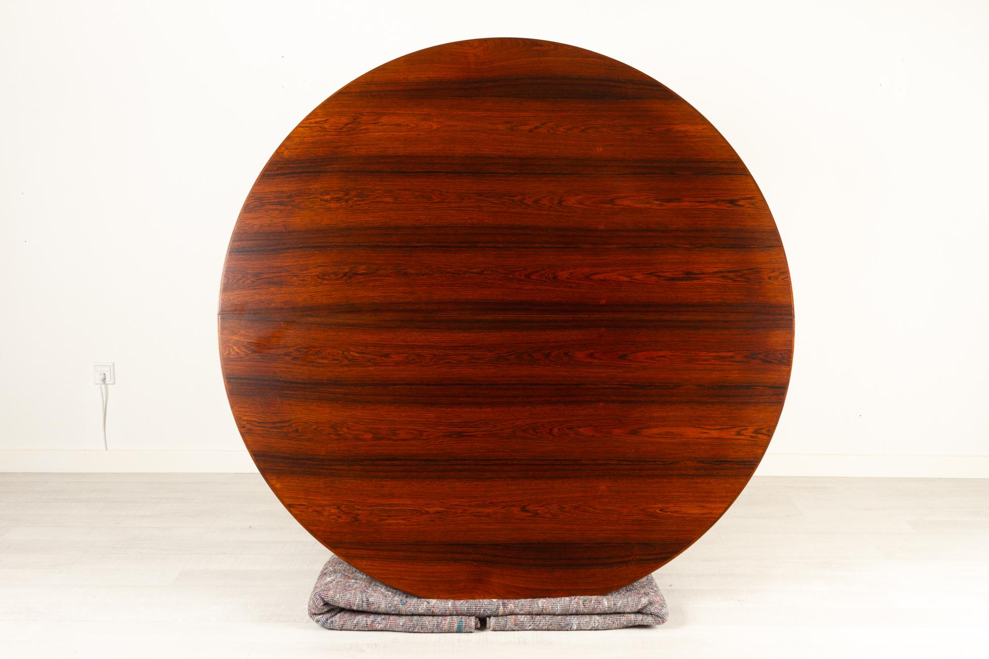 Mid-Century Modern Vintage Danish Round Extendable Rosewood Dining Table, 1960s