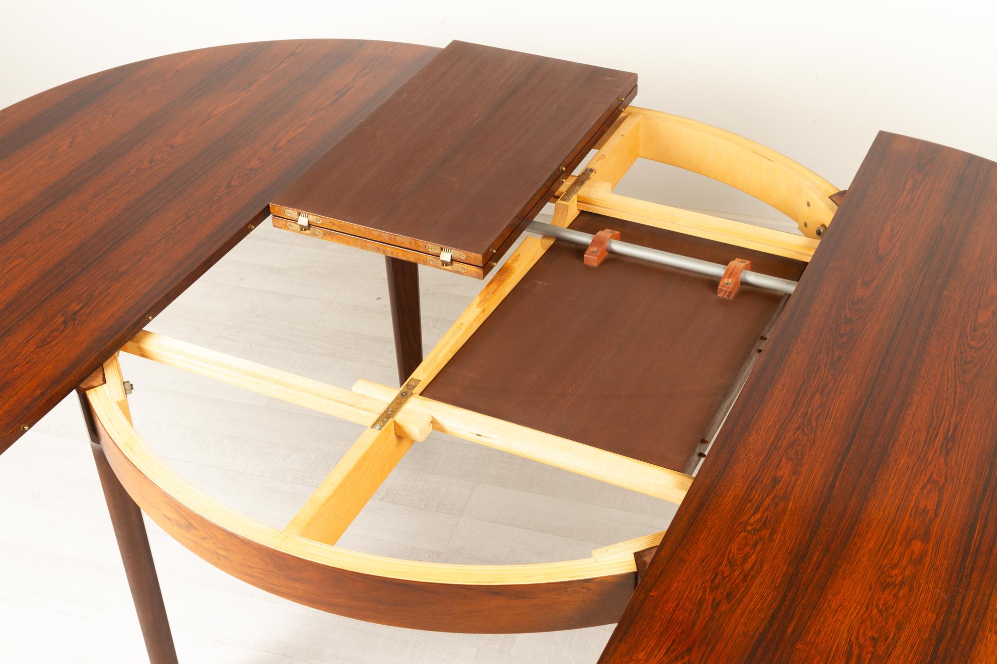 Vintage Danish Round Extendable Rosewood Dining Table, 1960s 3