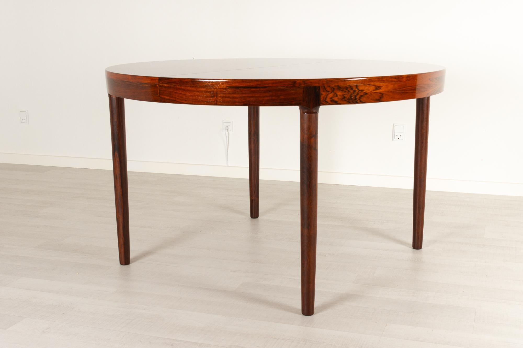 Mid-Century Modern Vintage Danish Round Rosewood Dining Table by Harry Østergaard, 1960s