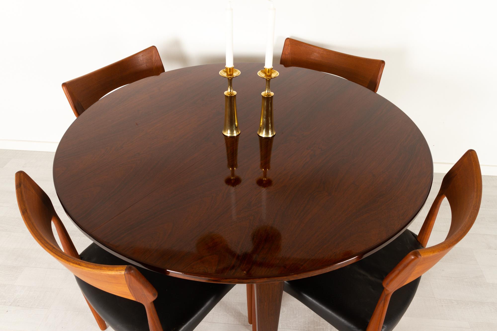 Vintage Danish Round Rosewood Dining Table Model 55 by Omann Jun, 1960s 12