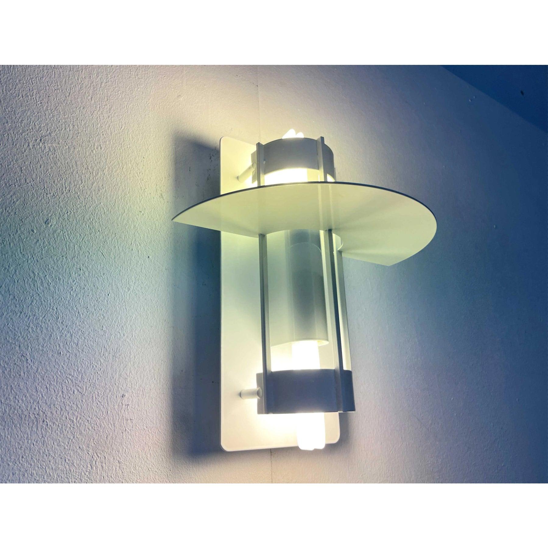 Lampe murale danoise Saturne par Joachim Lepper pour Louis Poulsen en vente 3