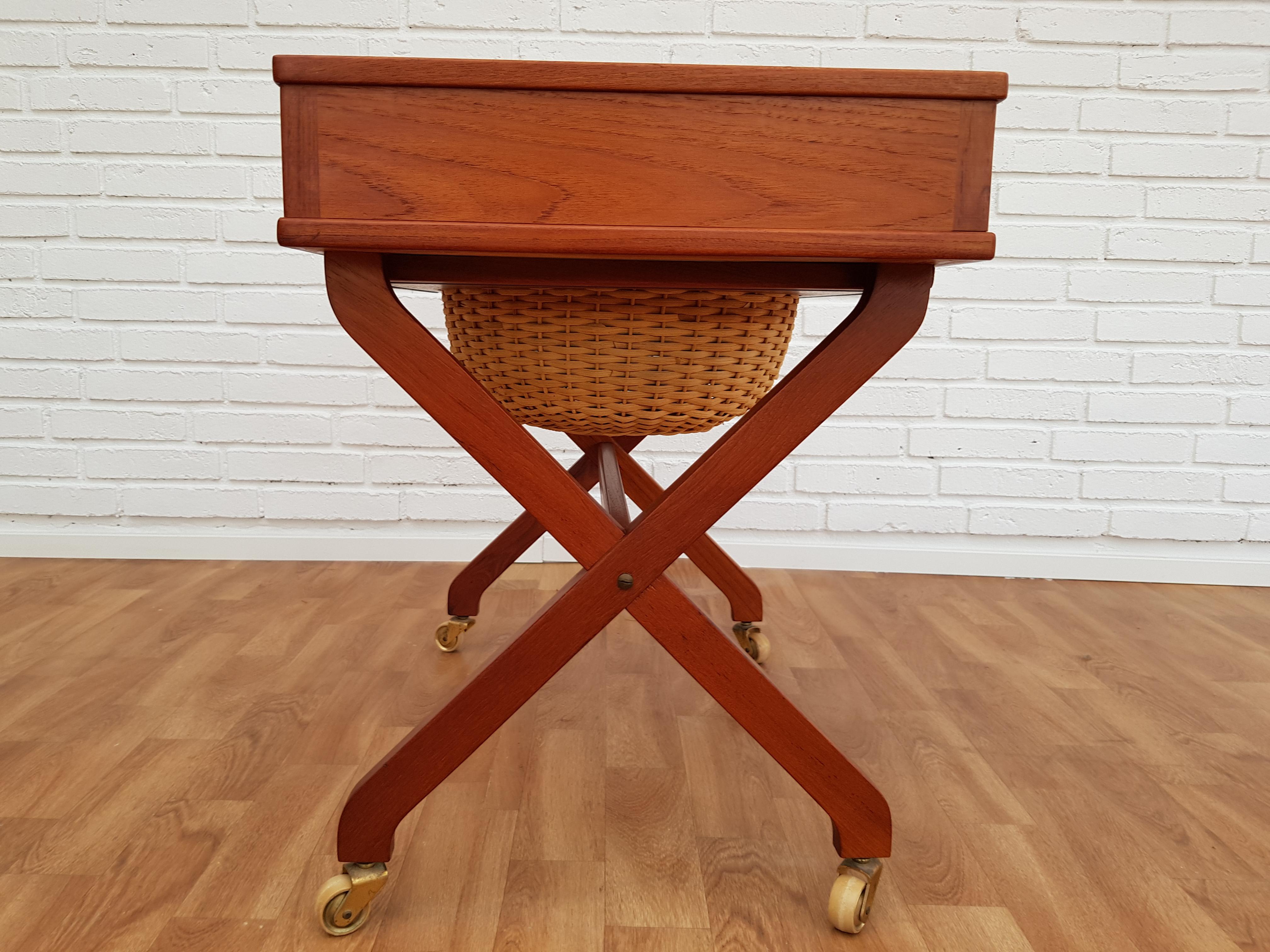 Vintage Danish Sewing Table, 1960s, Teak Wood, Rattan For Sale 7
