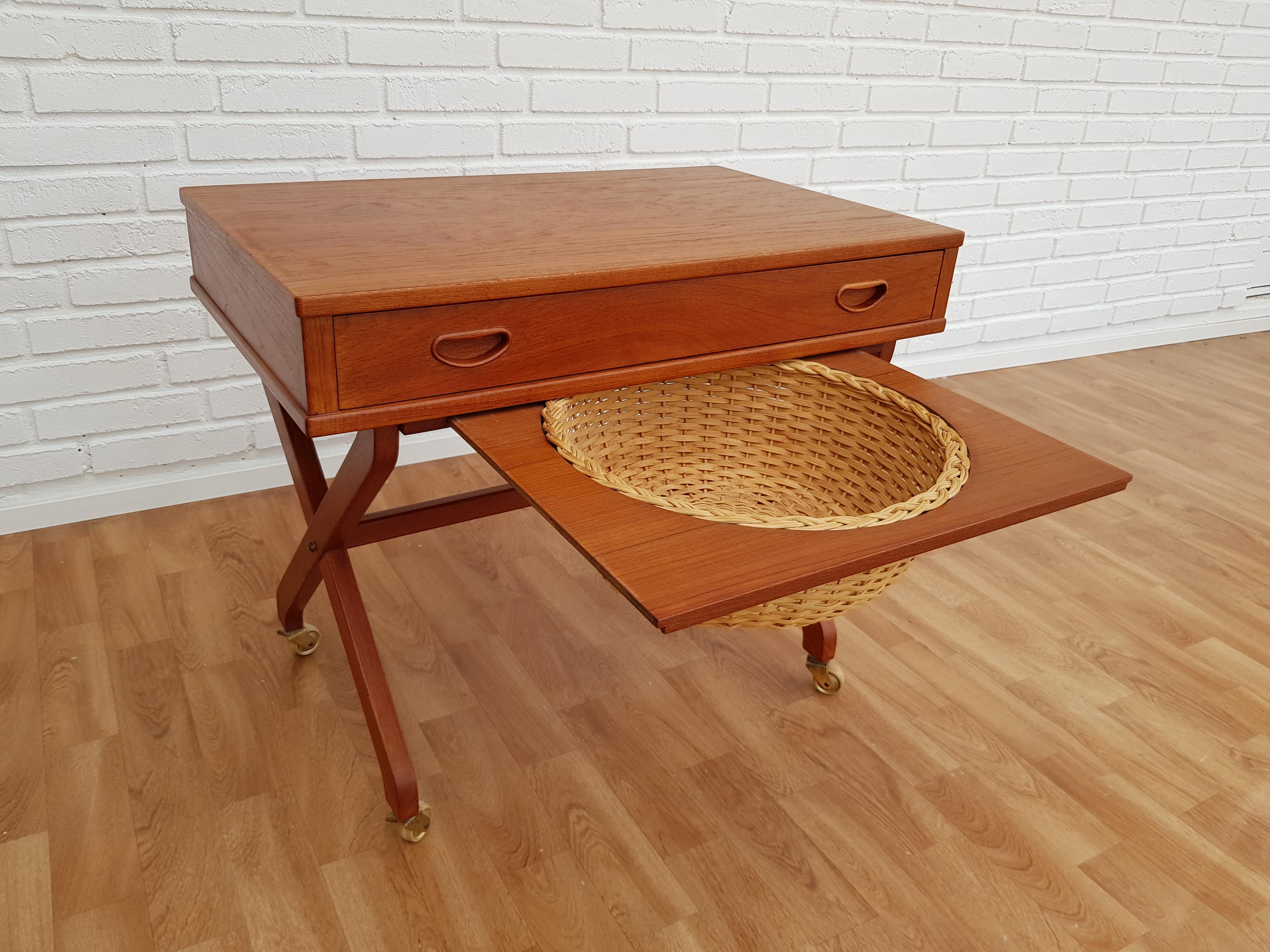 Vintage Danish Sewing Table, 1960s, Teak Wood, Rattan In Good Condition For Sale In Tarm, DK