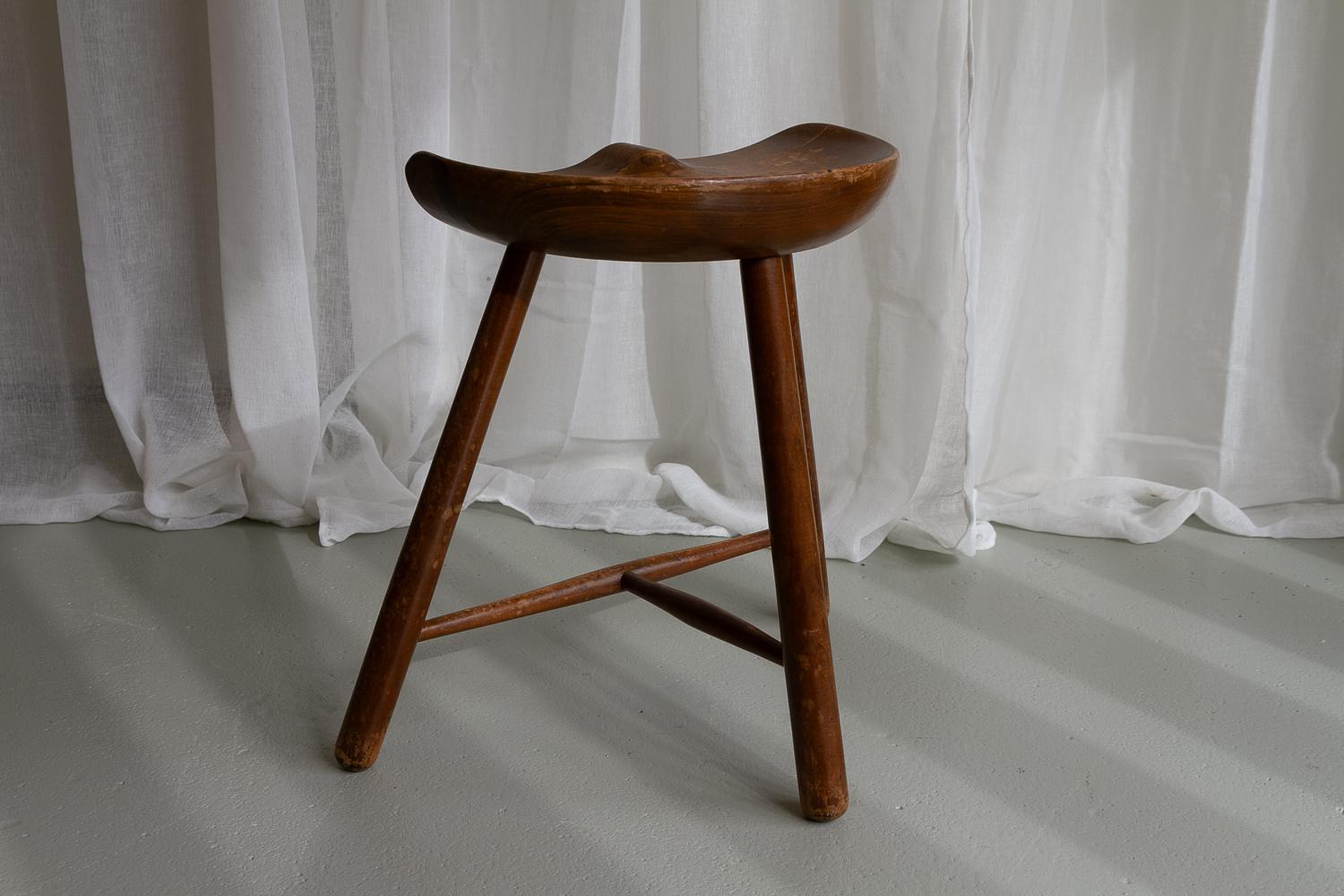 Beech Vintage Danish Shoemaker Chair, 1930s. For Sale