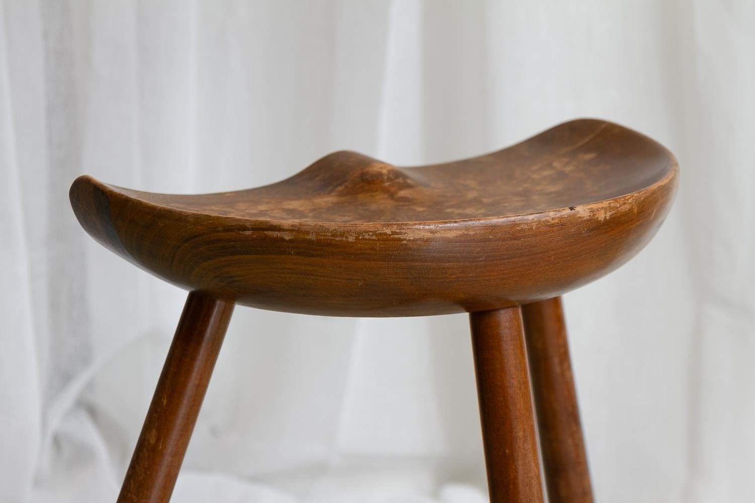 Vintage Danish Shoemaker Chair, 1930s. For Sale 1