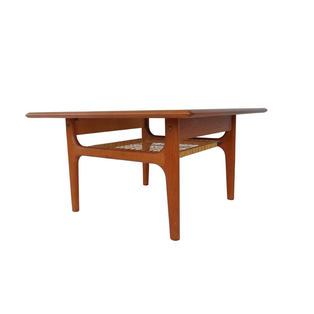 Mid-Century Modern Vintage Danish Side Table For Sale