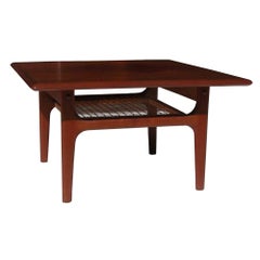 Mesa auxiliar danesa vintage