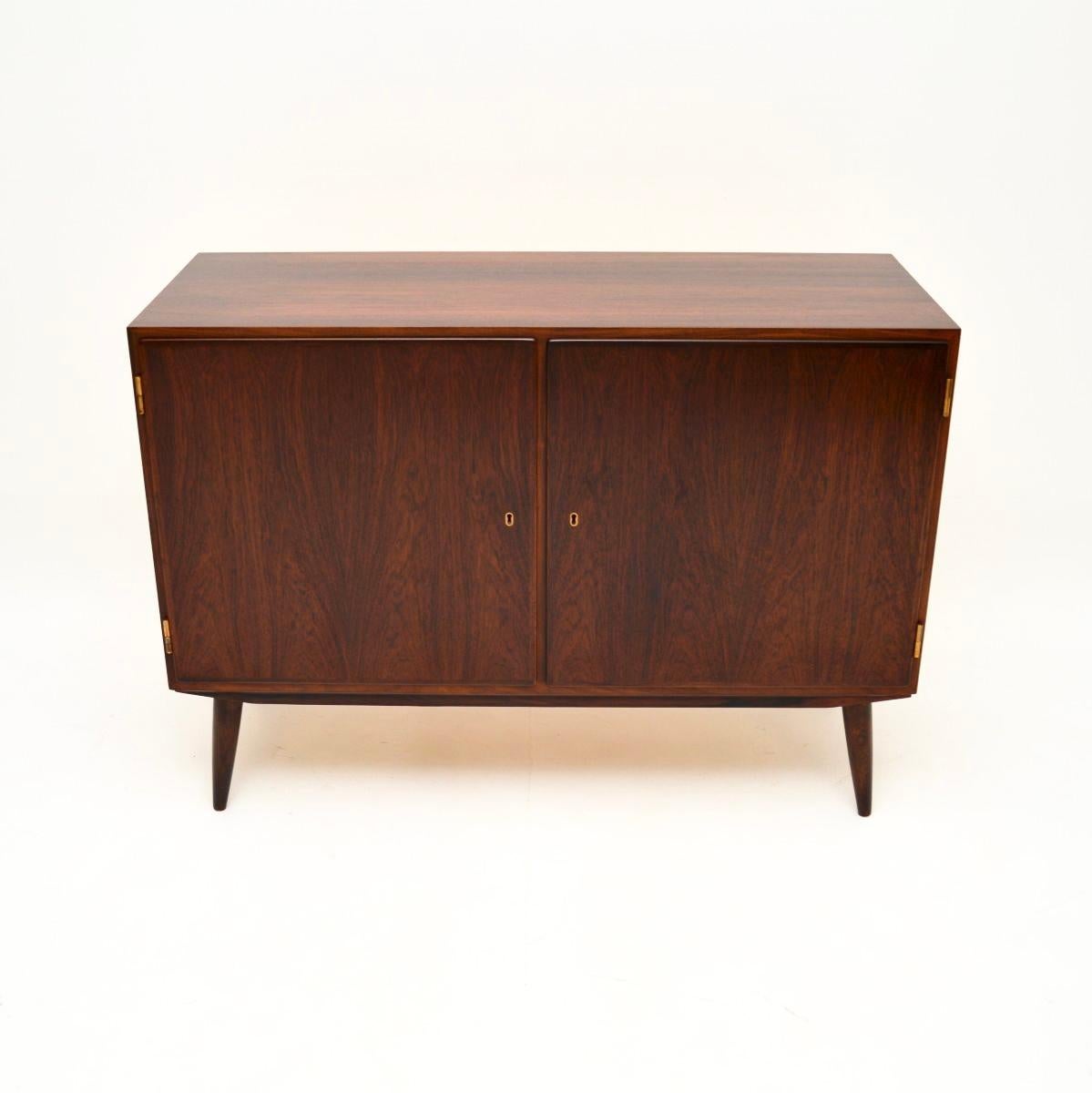 Vintage Danish Sideboard / Cabinet by Poul Hundevad In Good Condition For Sale In London, GB
