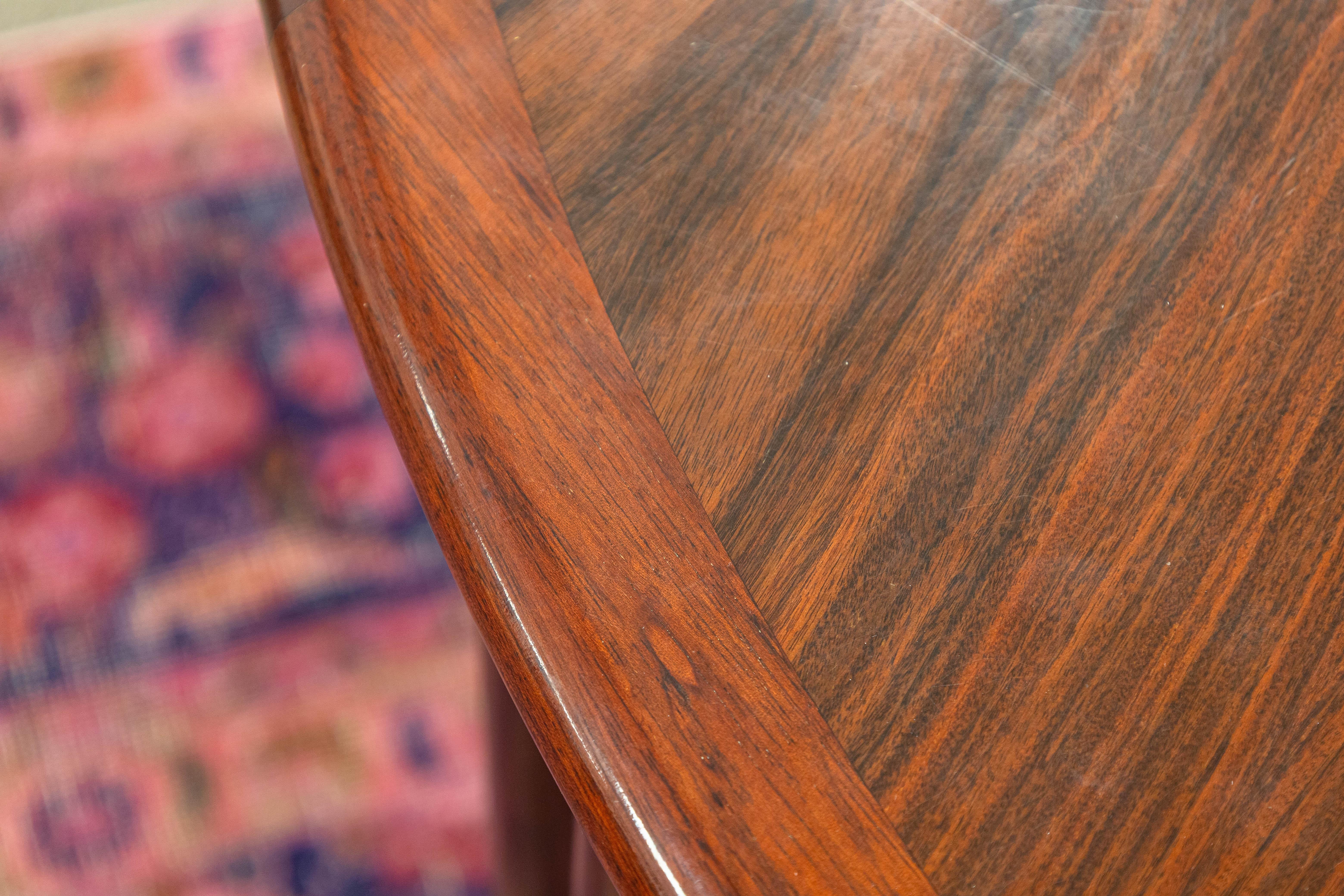 Mid-Century Modern Vintage Danish Skovby 8 Leg Rosewood Extendable Round Dining Table with 3 Leaves For Sale