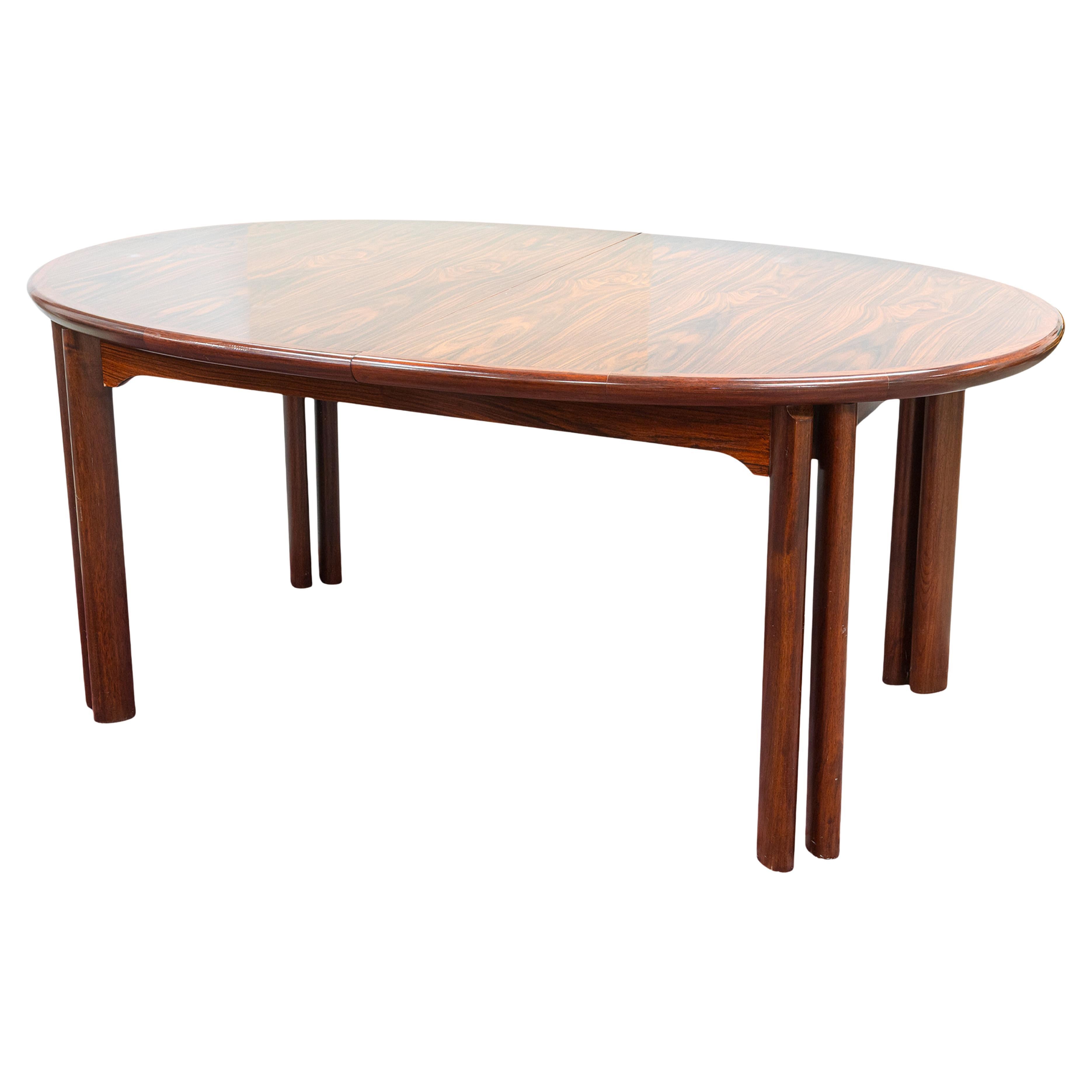 Vintage Danish Skovby 8 Leg Rosewood Extendable Round Dining Table with 3 Leaves For Sale