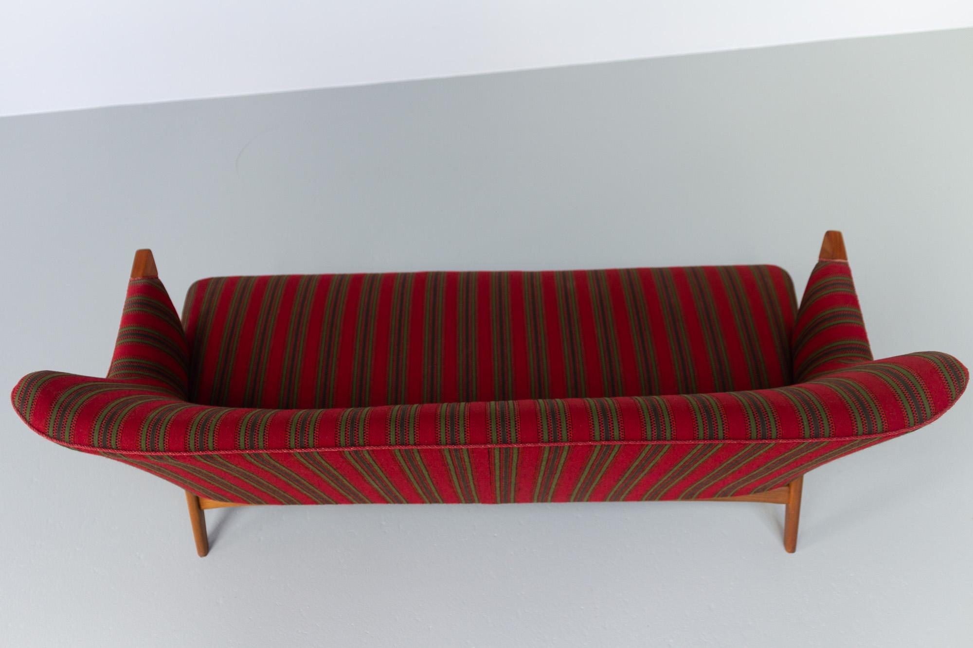 Vintage Danish Sofa, 1950s For Sale 5