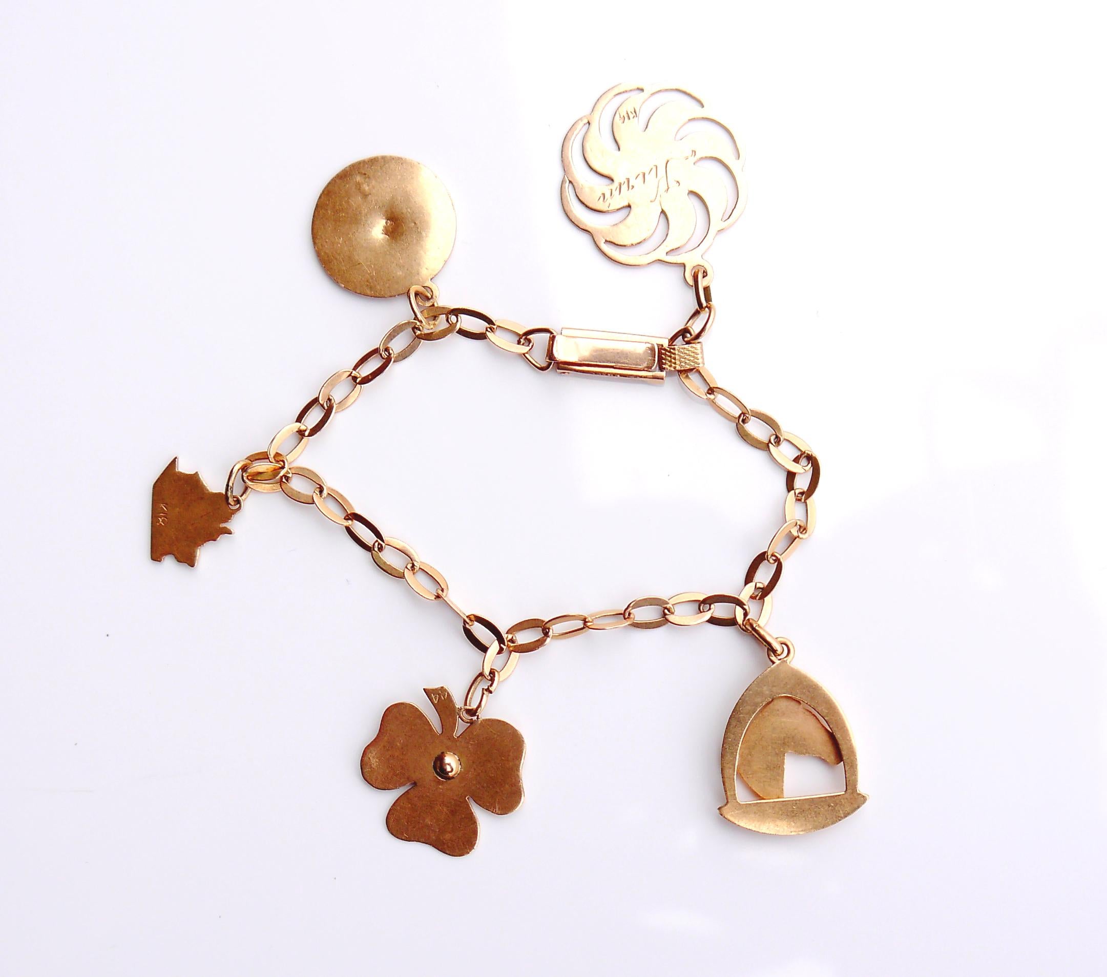 Retro Vintage Danish solid 14/18k Gold 5 Charms Mix Bracelet / 18cm / 11.4 grams For Sale