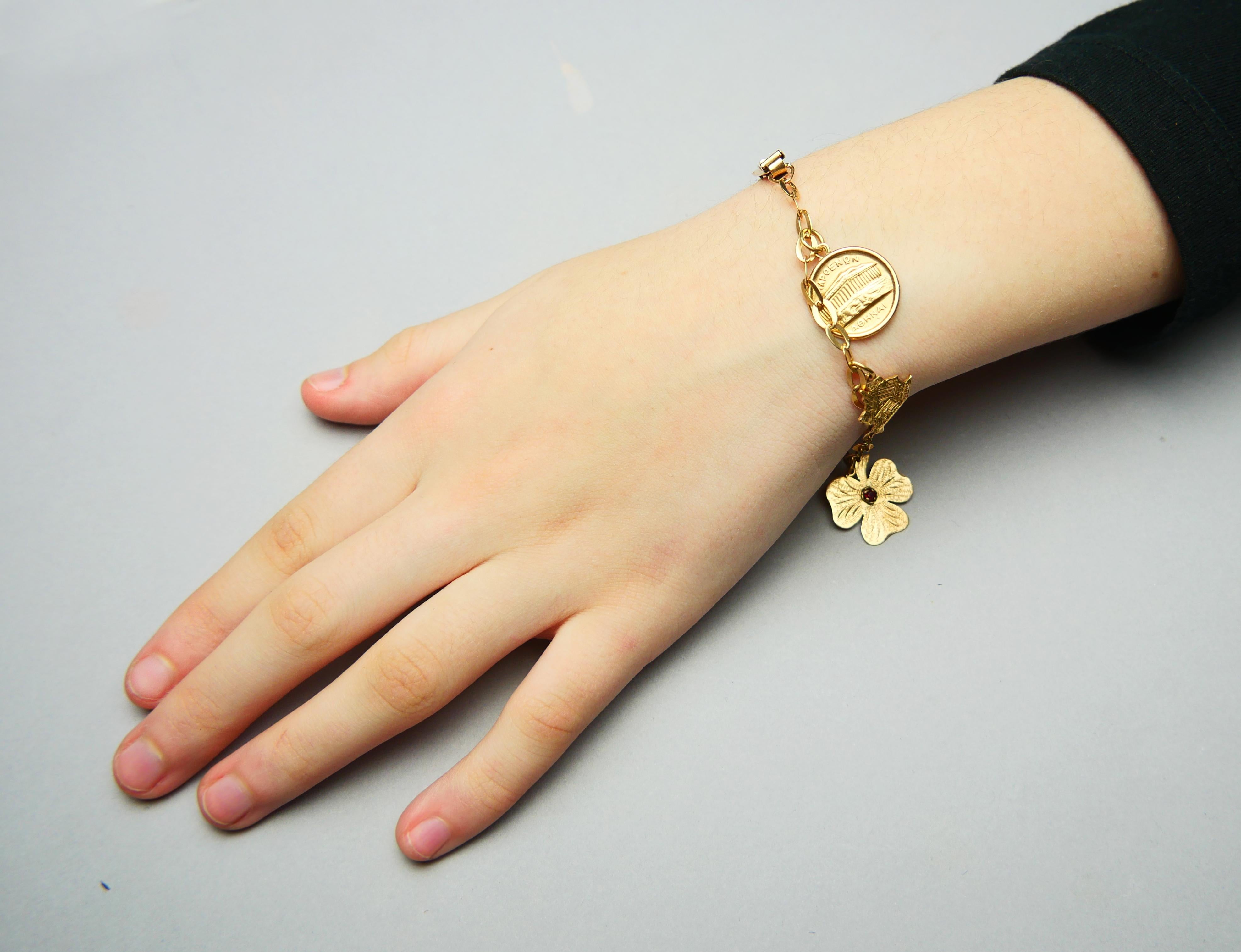 Vintage Danish solid 14/18k Gold 5 Charms Mix Bracelet / 18cm / 11.4 grams For Sale 1