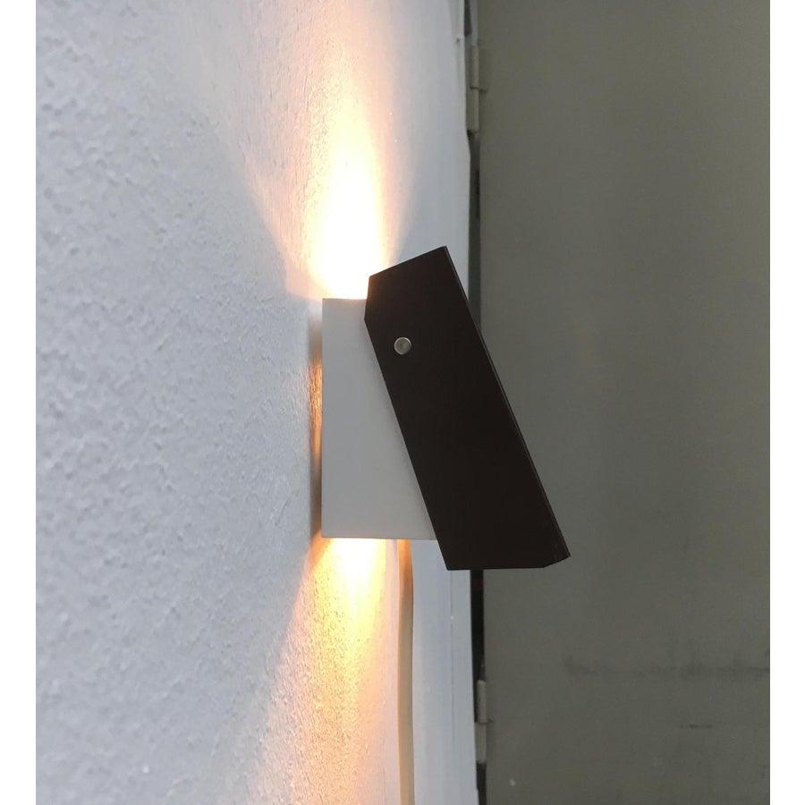Lampe murale danoise de l'ère spatiale, Hamalux, 1970 Bon état - En vente à Hamburg, DE
