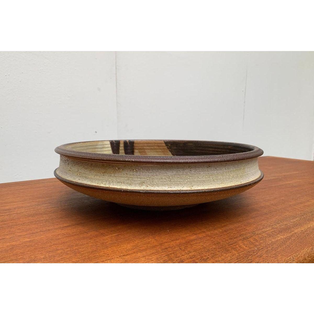 Alter dänischer Steingut-Wandteller / Schale von Noomi Backhausen für Søholm, 1970er Jahre im Angebot 6