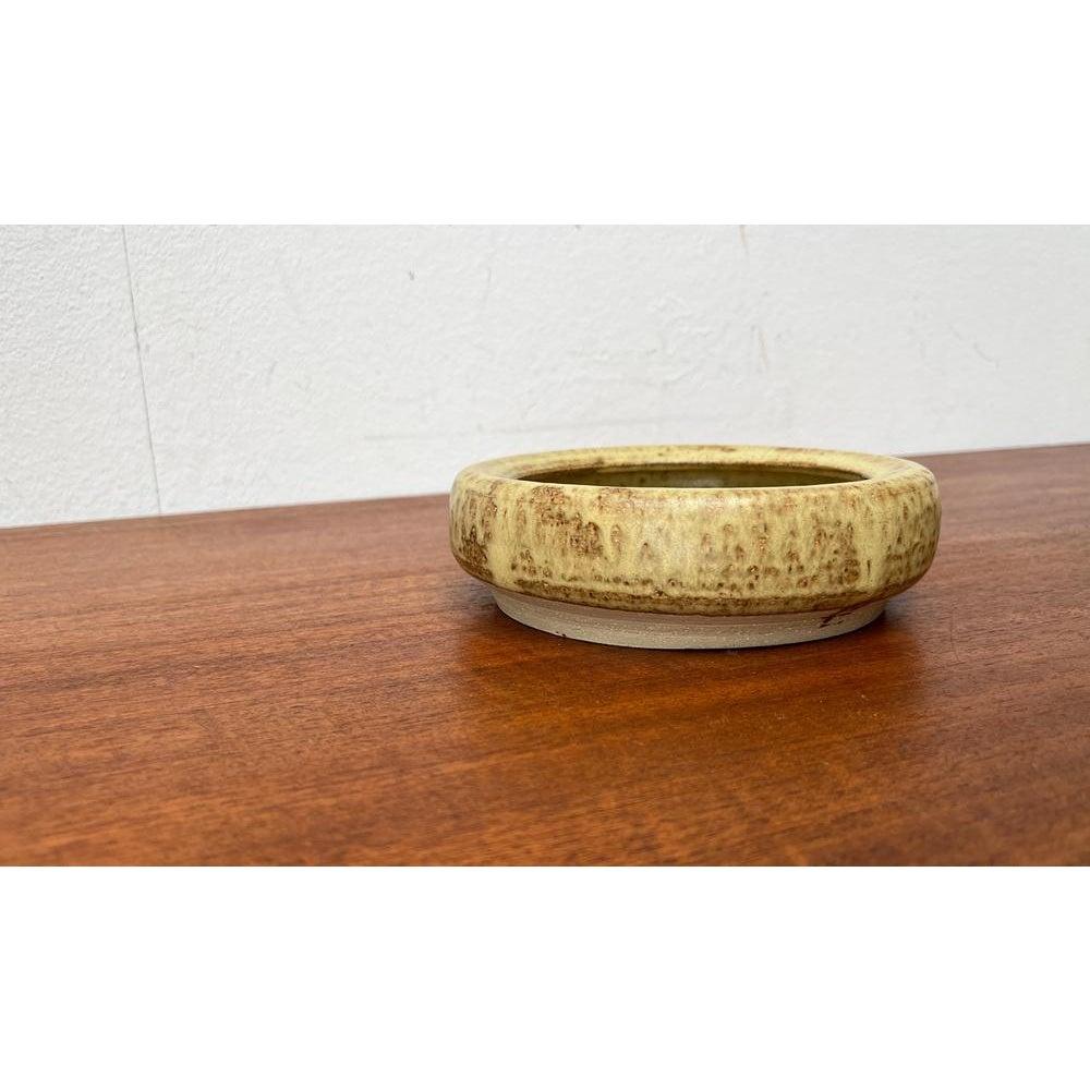 Ciotola d'epoca in Studio Pottery danese, 1979 in vendita 4