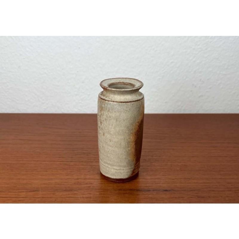Vaso danese d'epoca in Studio Pottery di Leif Aase Vang, 1985 In condizioni buone in vendita a Hamburg, DE