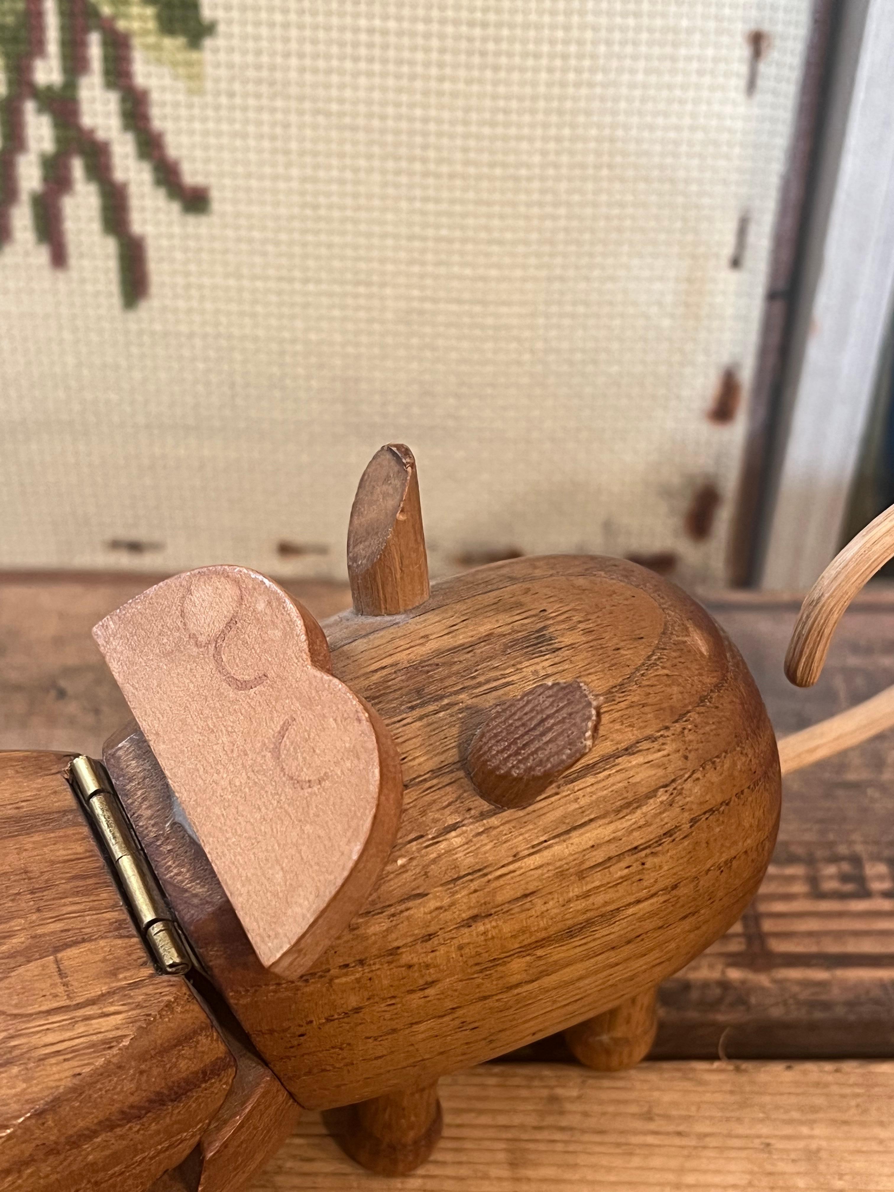 Vintage Danish Style Mid century Modern Hippo Trinket Box in legno in vendita 3