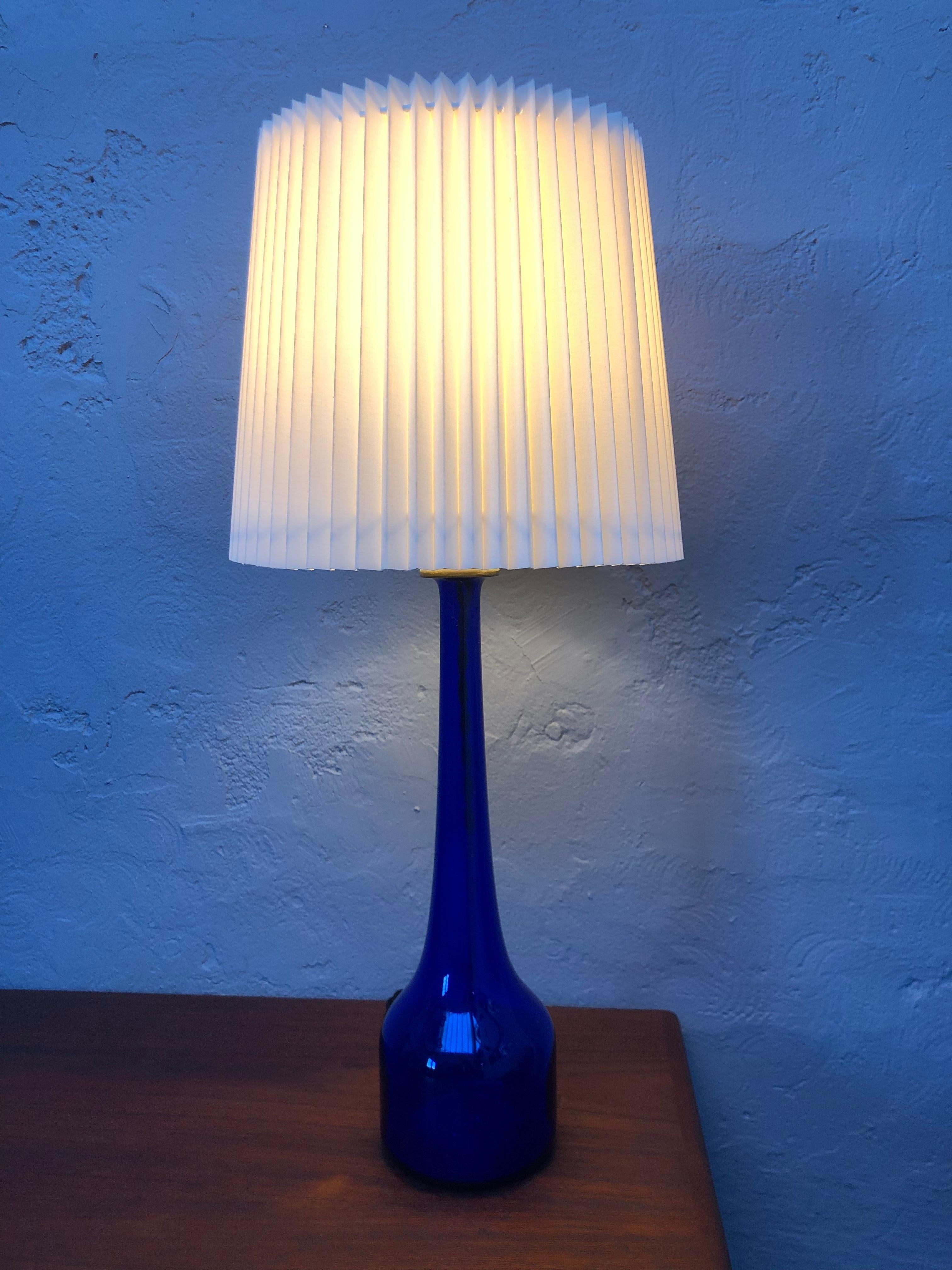 Hand-Crafted Vintage Danish Table Lamp from Kastrup Glass for Holmegaard For Sale