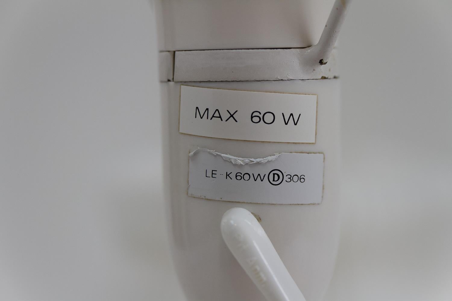 Lampe de table ou applique danoise vintage modèle 306 de Kaare Klint pour Le Klint, années 1960. en vente 9