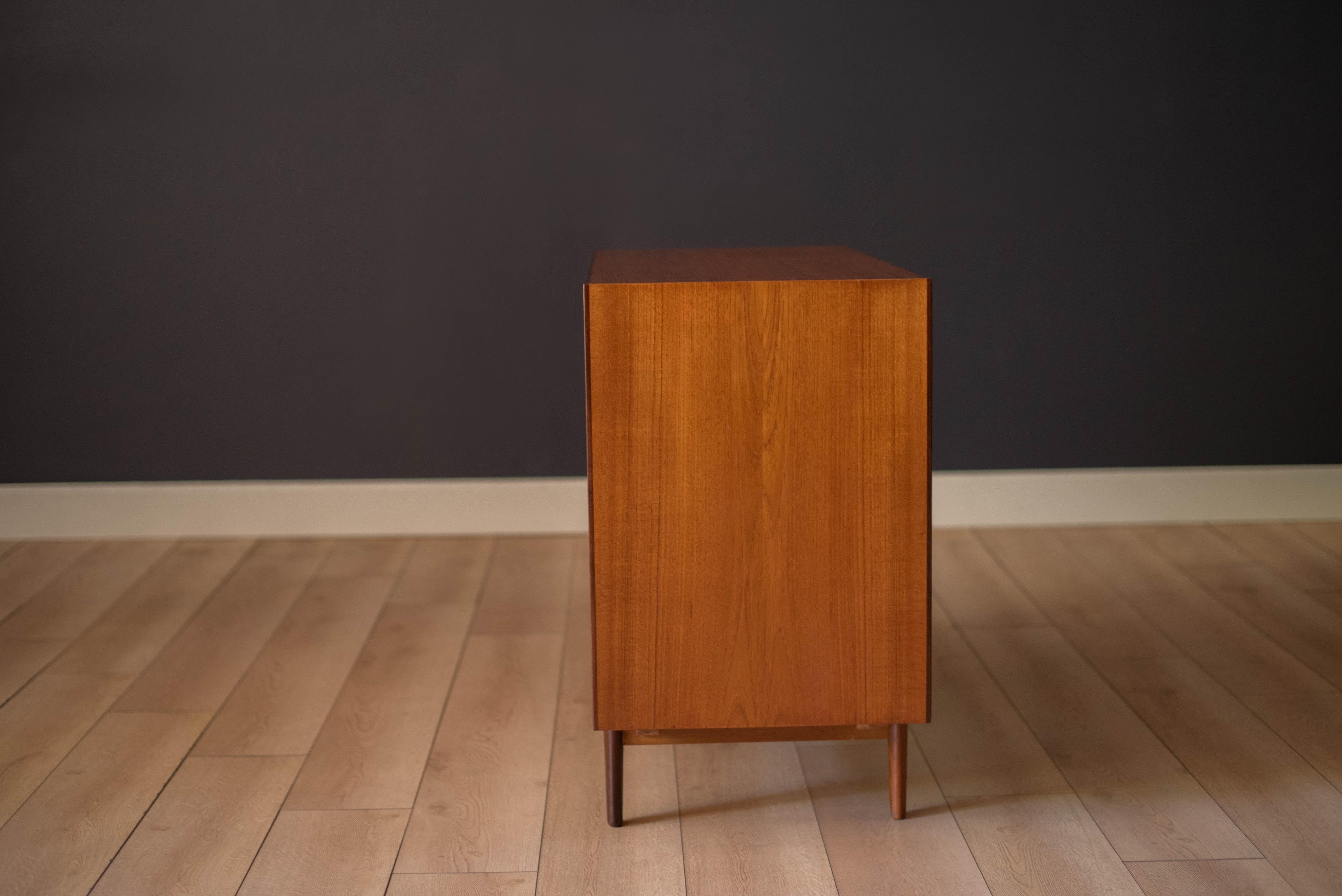Vintage Danish Teak 4-Drawer Dresser Chest by Ib Kofod-Larsen 5