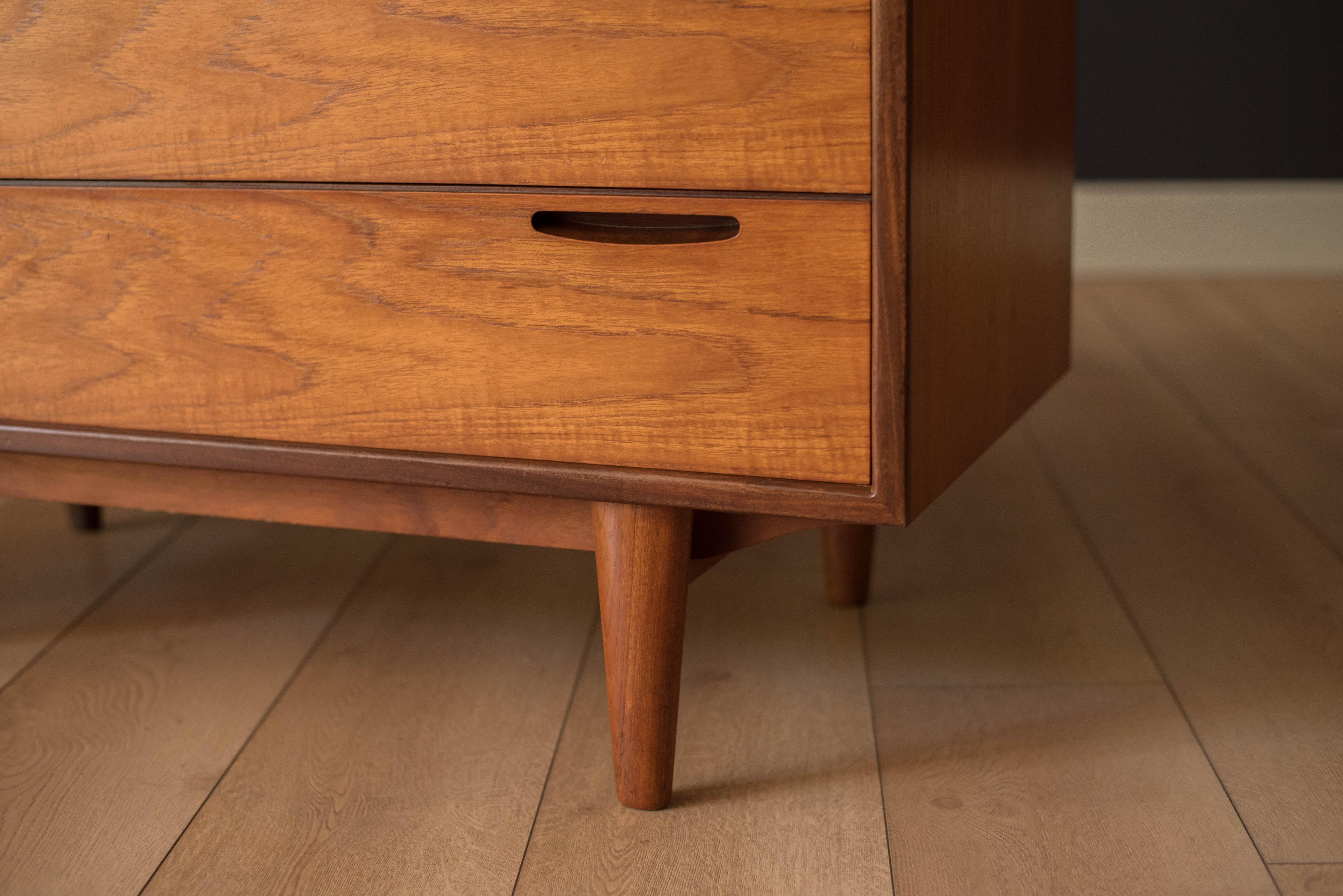 Mid-20th Century Vintage Danish Teak 4-Drawer Dresser Chest by Ib Kofod-Larsen