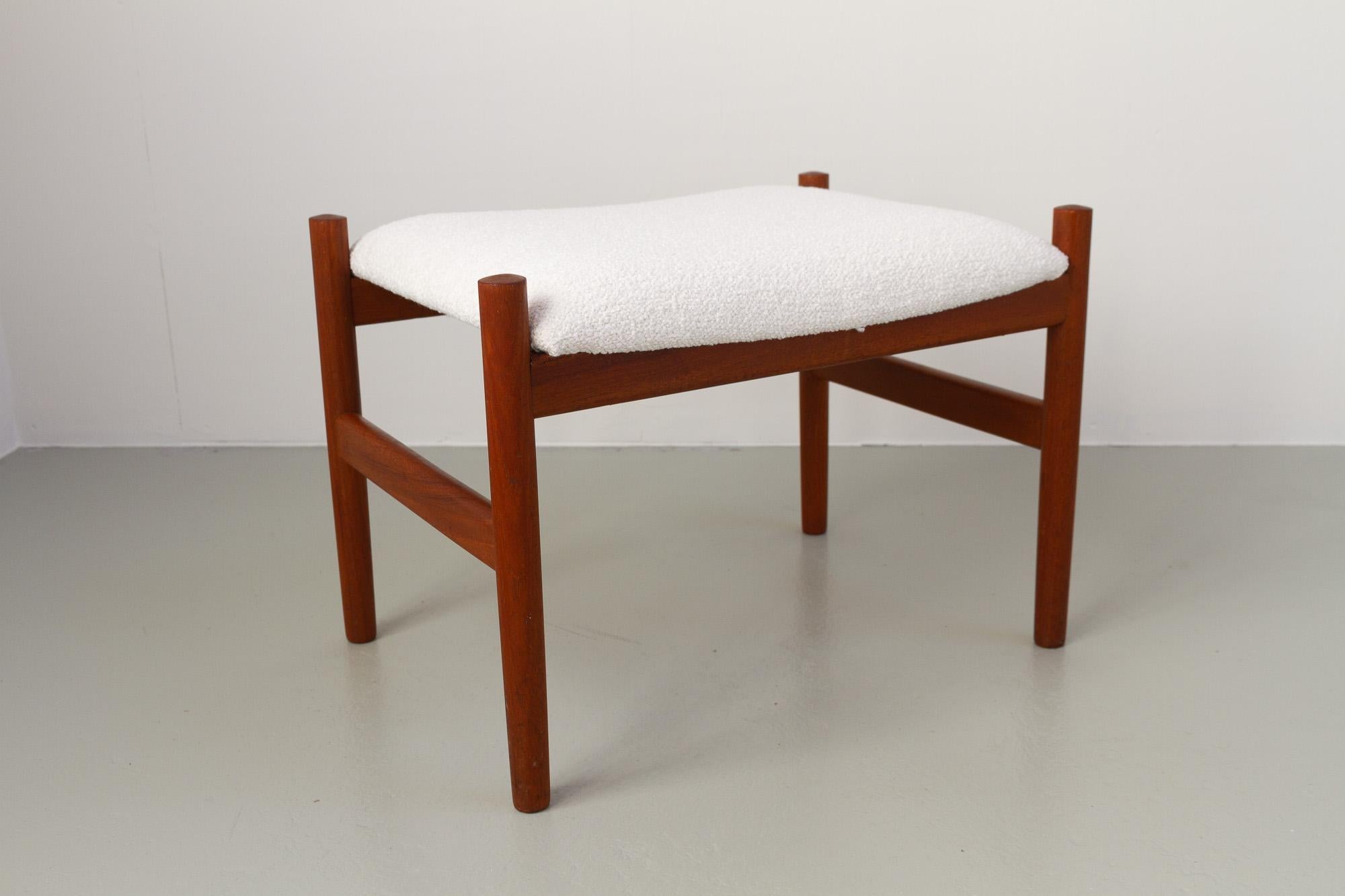 Vintage Danish Teak and Bouclé Stool by Spøttrup, 1960s In Good Condition For Sale In Asaa, DK