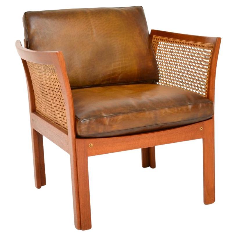 Sillón danés vintage de teca y cuero de Illum Wikkelso