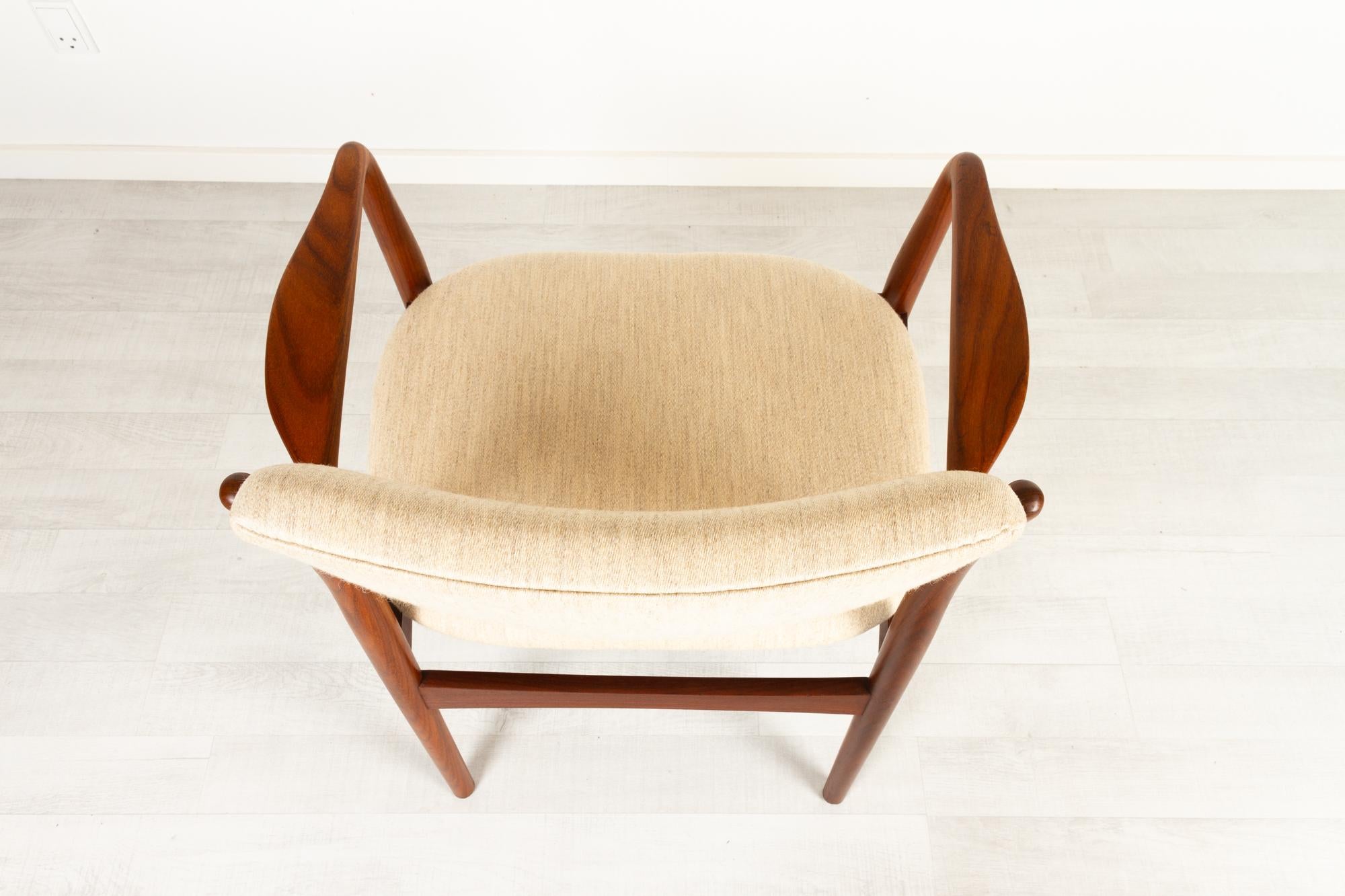 Vintage Danish Teak Armchair, 1950s For Sale 10