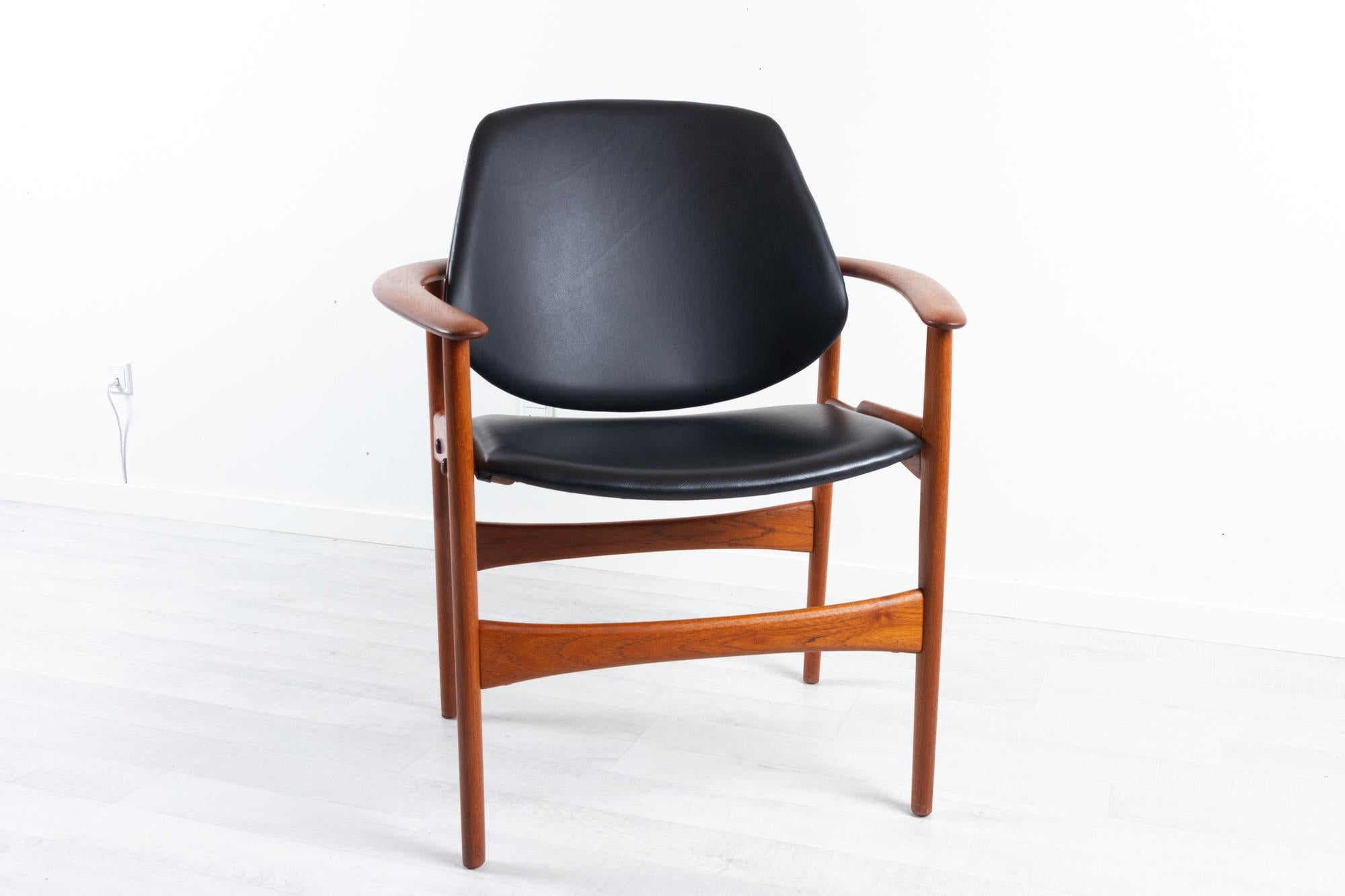Leather Vintage Danish Teak Armchair by Arne Hovmand-Olsen, 1960s For Sale