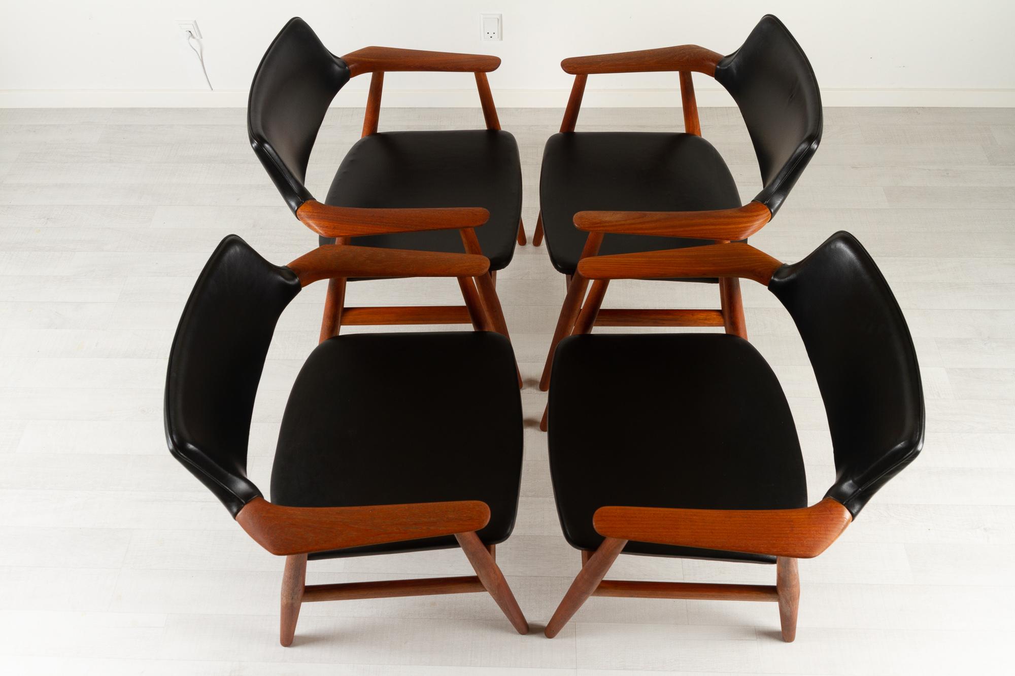 Vintage Danish Teak Armchairs GM11 by Svend Aage Eriksen 1960s Set of 4 For Sale 3