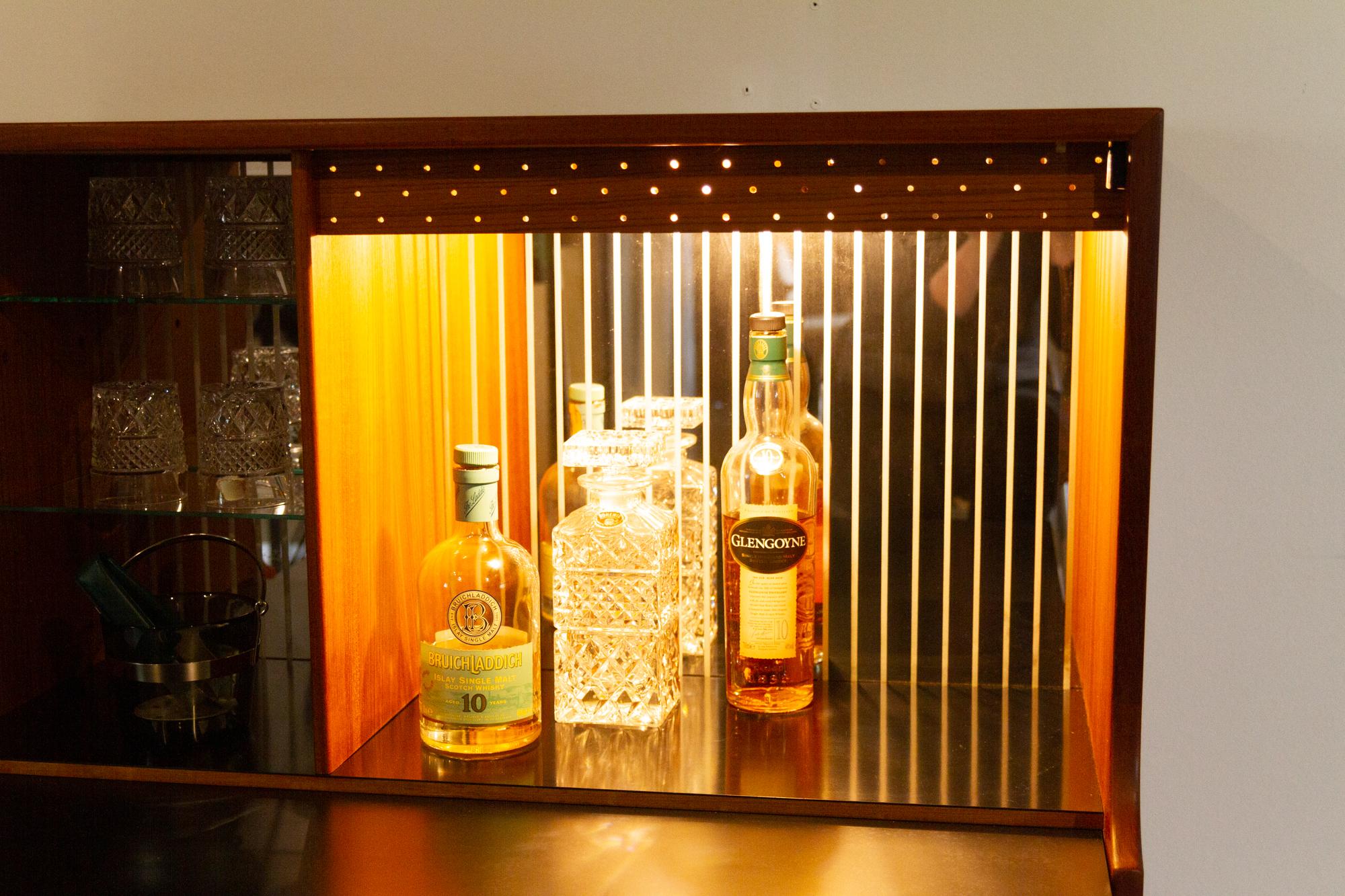 Vintage Danish Teak Bar Cabinet, 1960s 5