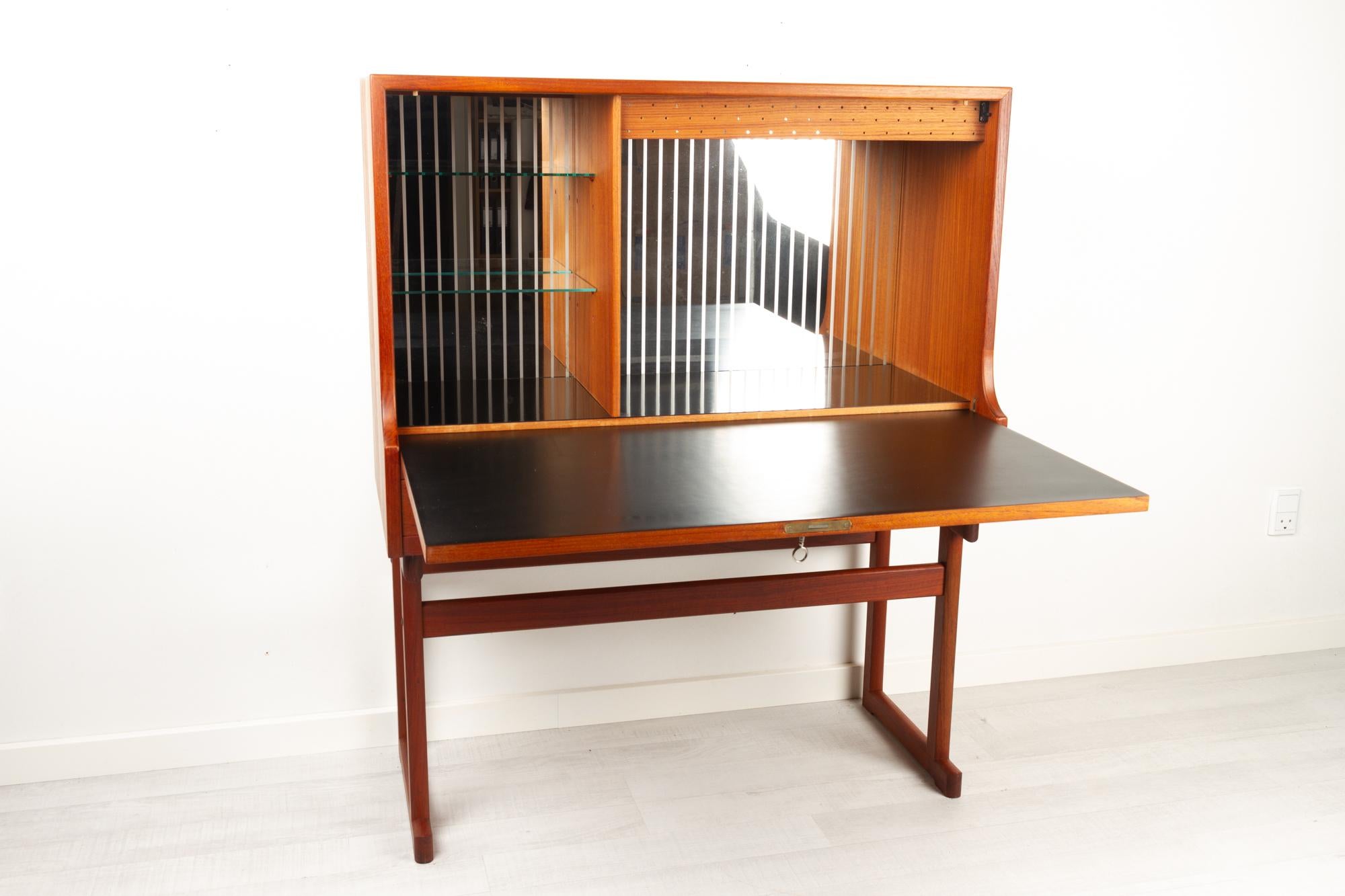 Mid-20th Century Vintage Danish Teak Bar Cabinet, 1960s For Sale