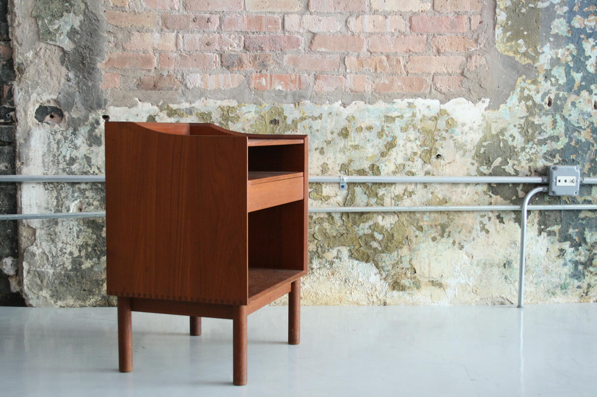 Scandinavian Modern Vintage Danish Teak Bedside Table by Peter Hvidt & Orla Molgaard Nielson