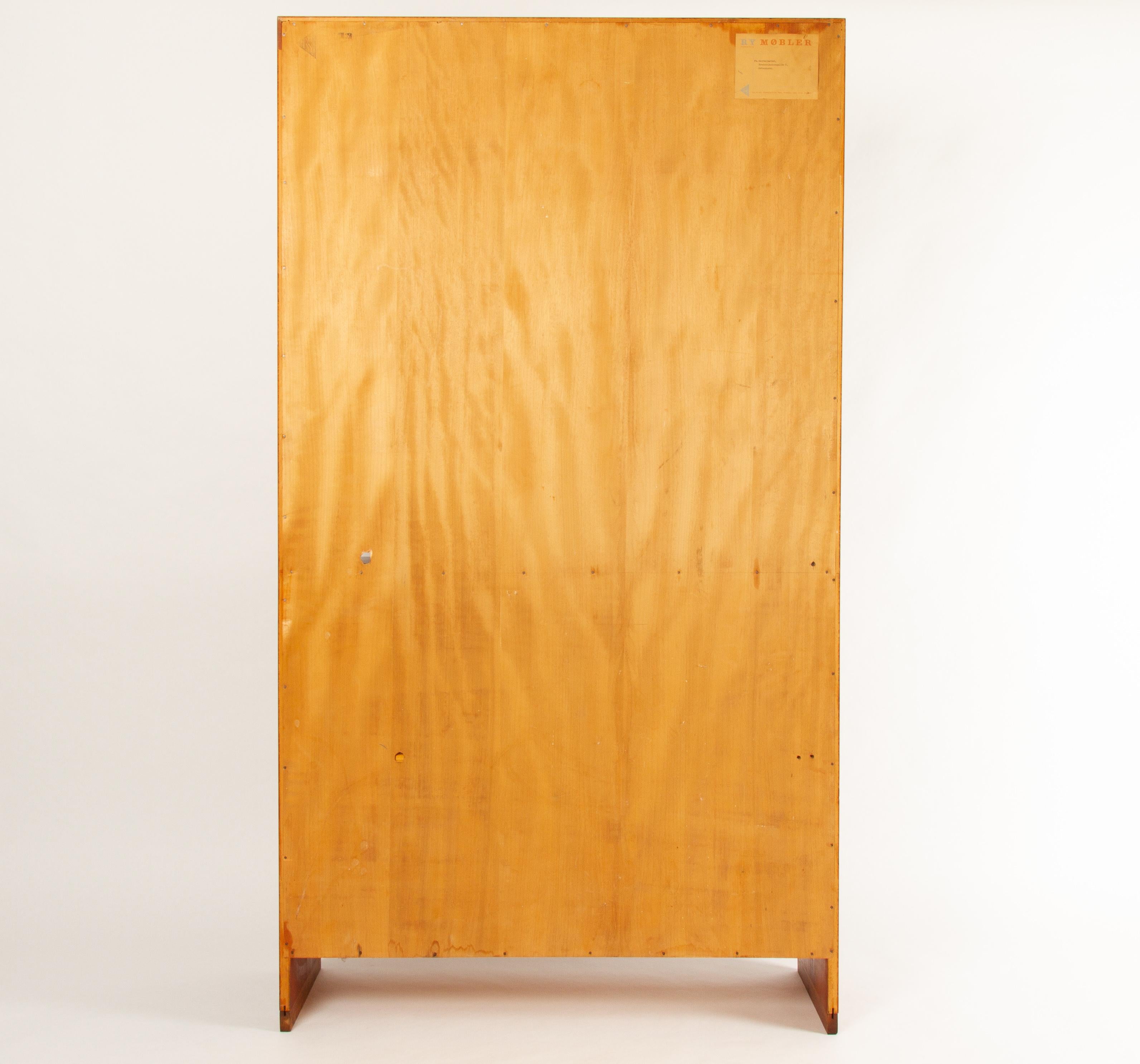 Vintage Danish Teak Bookcase by Hans J. Wegner by Ry Møbler, 1950s 4