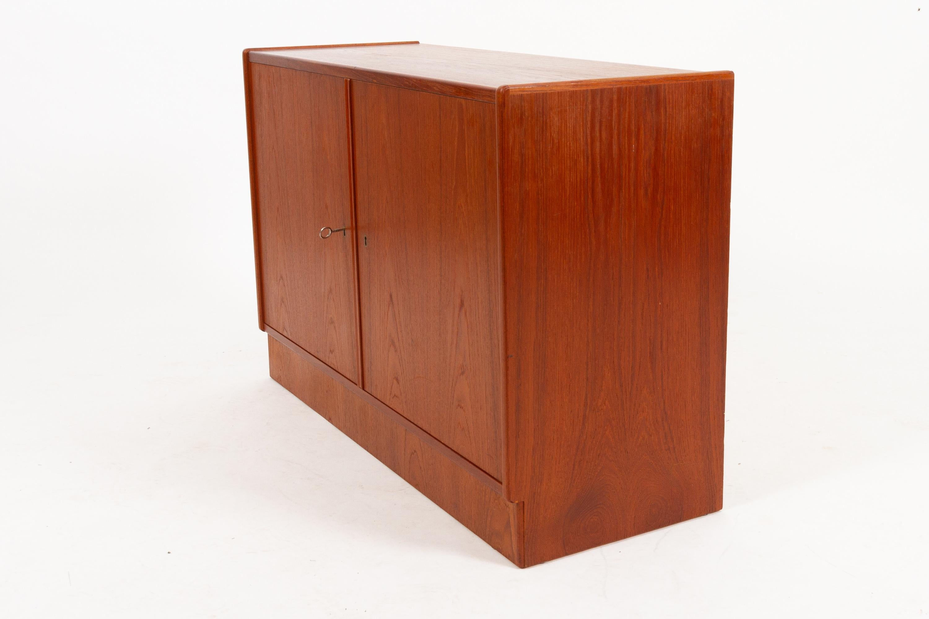 Scandinavian Modern Vintage Danish Teak Cabinet 1960s For Sale