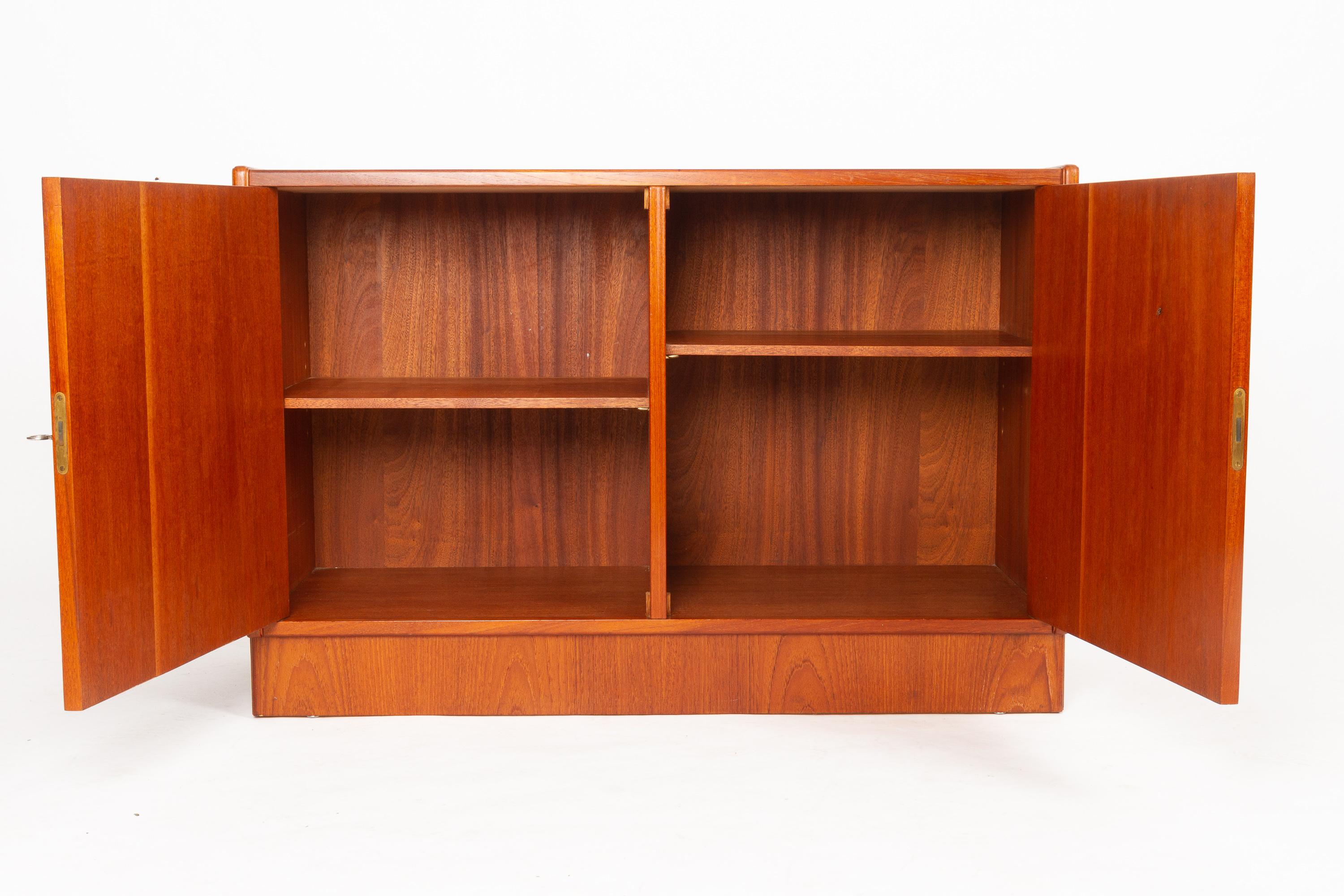 Vintage Danish Teak Cabinet 1960s 4